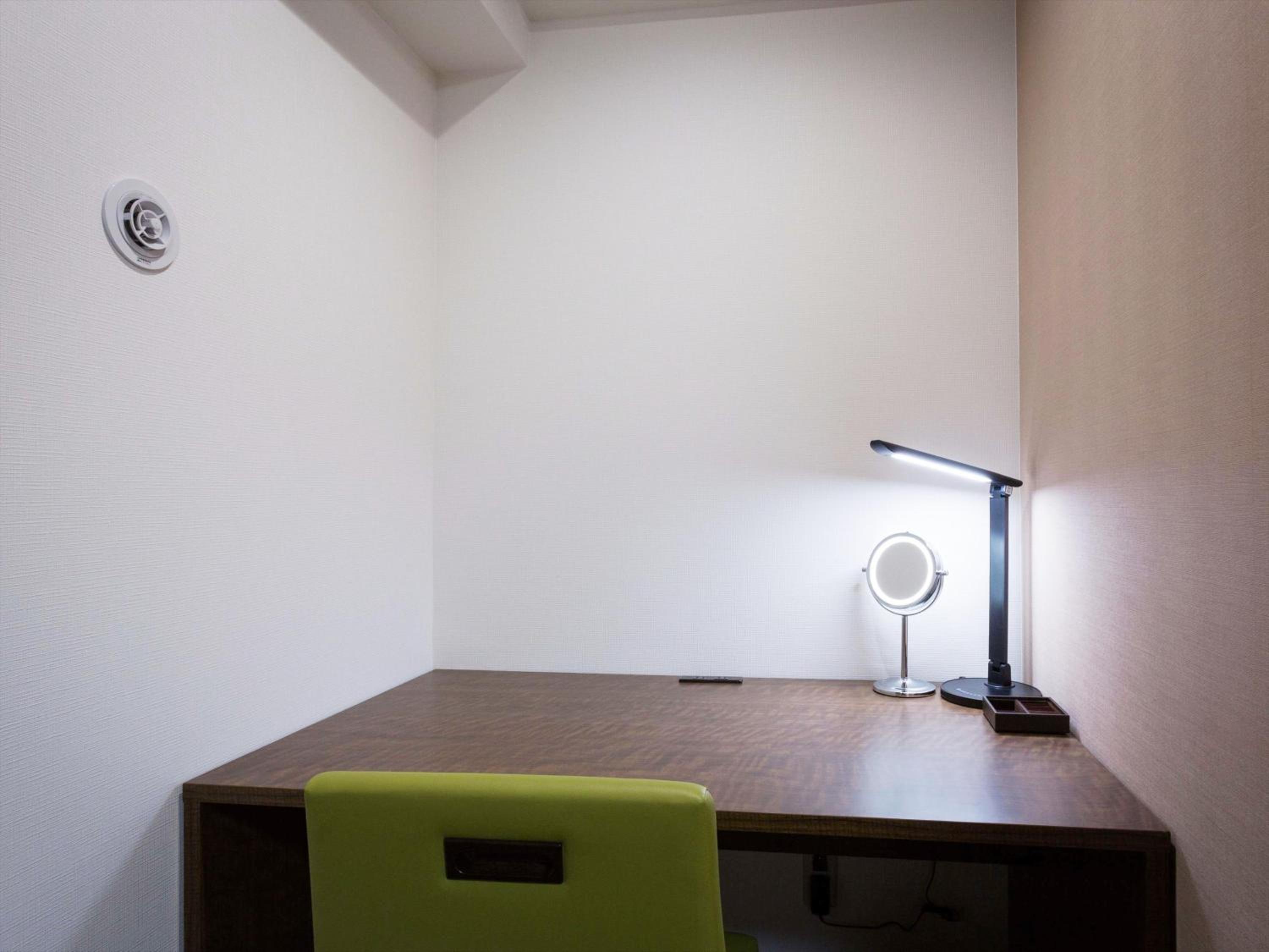 Standard Twin Room - Photo 15
