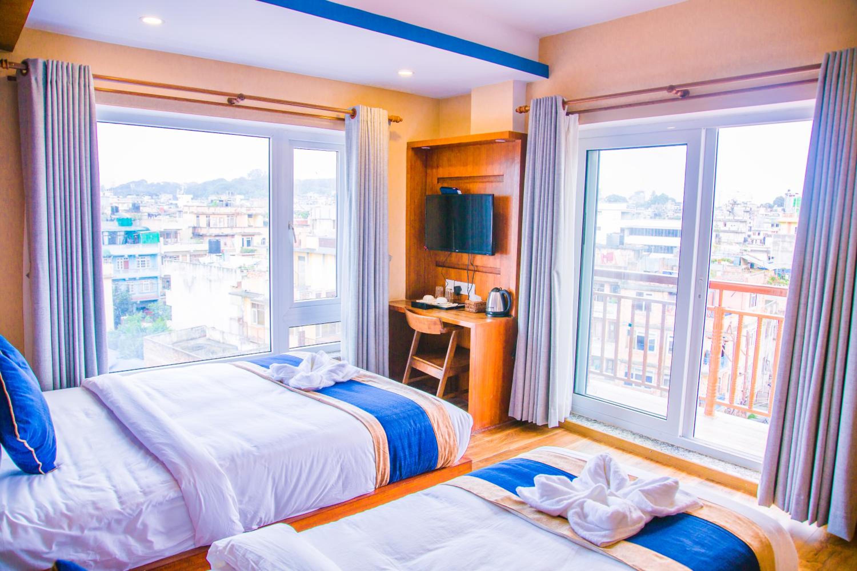 Deluxe Double or Twin Room with Balcony - 15% discount on Spa - Photo 3