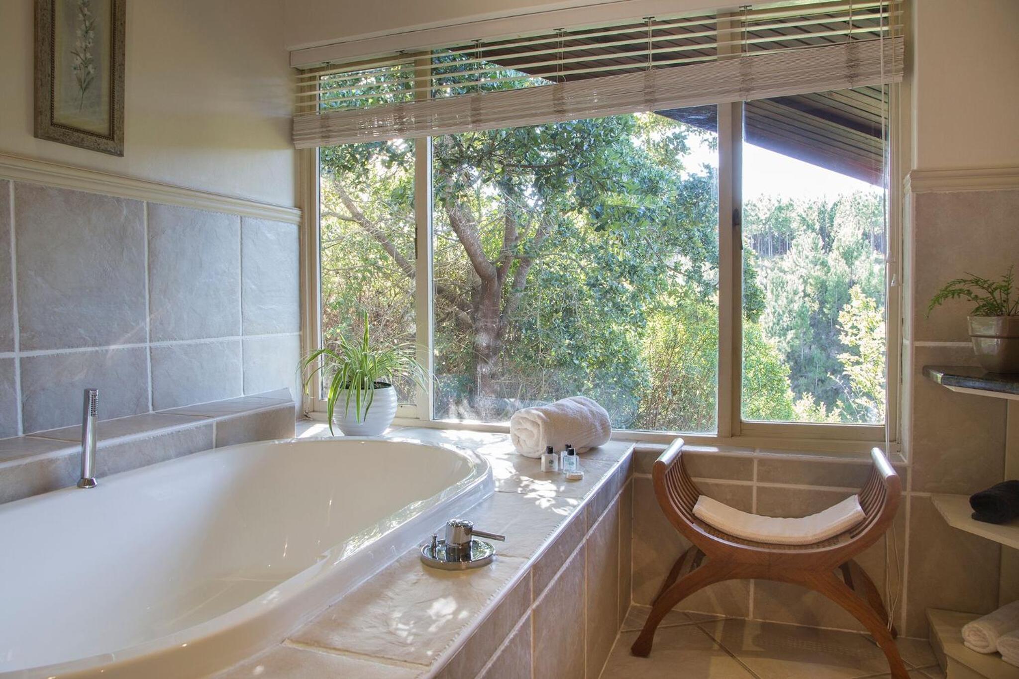 Luxury King or Twin Room - No View - Photo 3