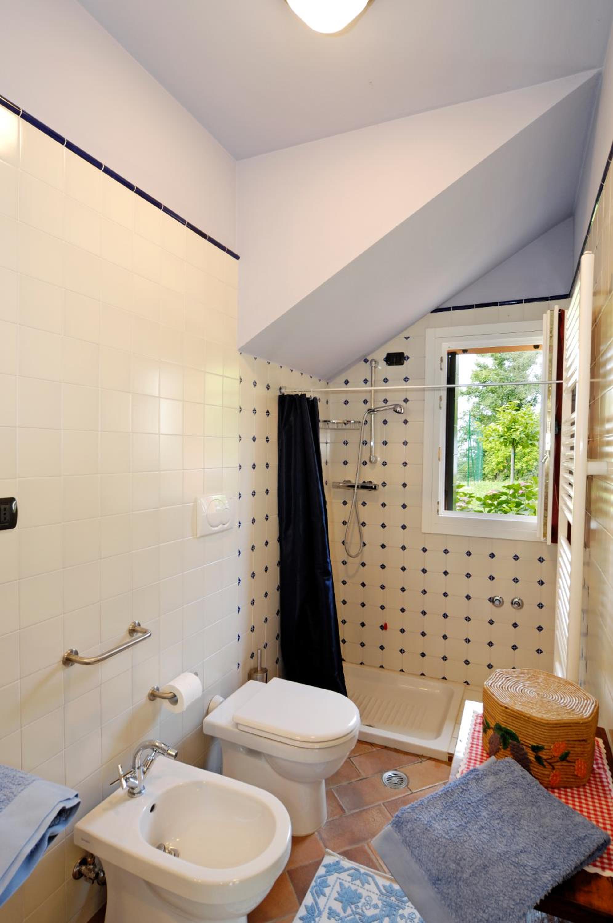 Apartment - Ground Floor photo 2
