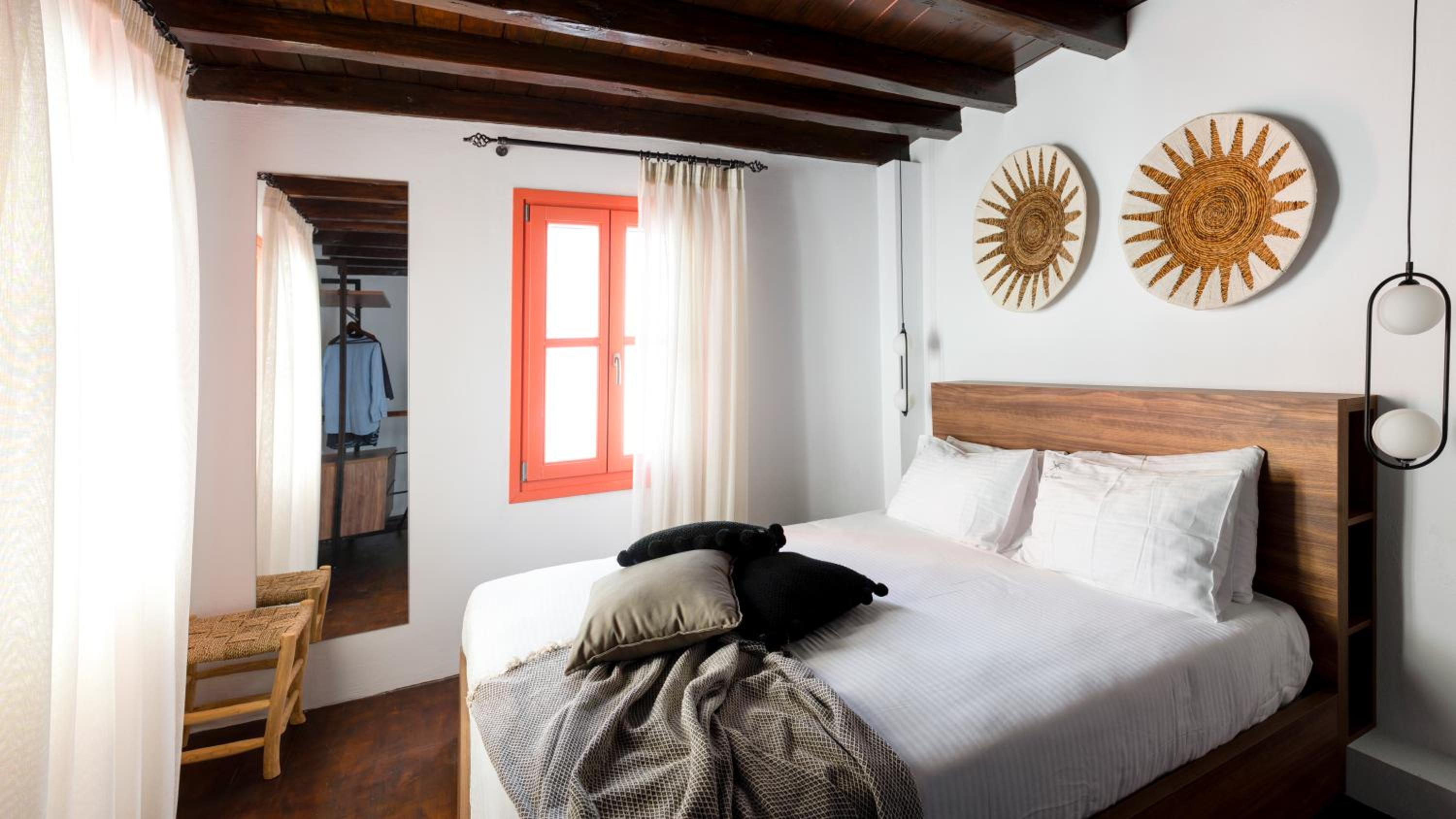 Dione Loft Suite