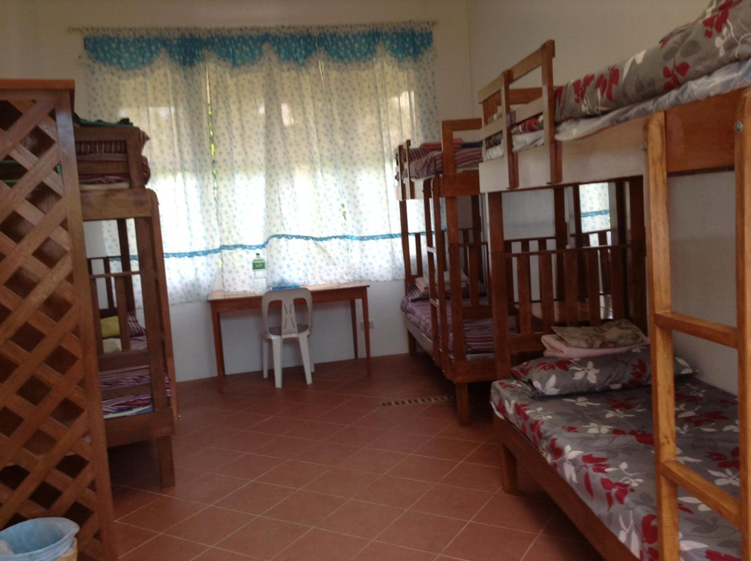 Family Room - Photo 4