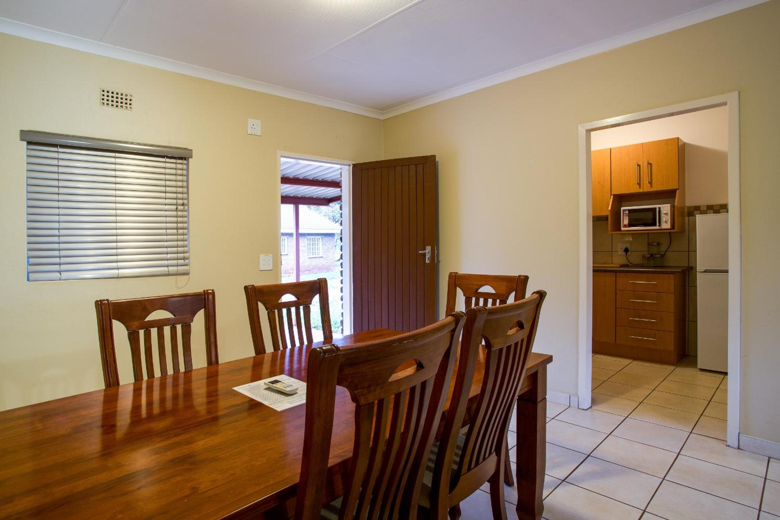 Two-Bedroom Chalet - Photo 4