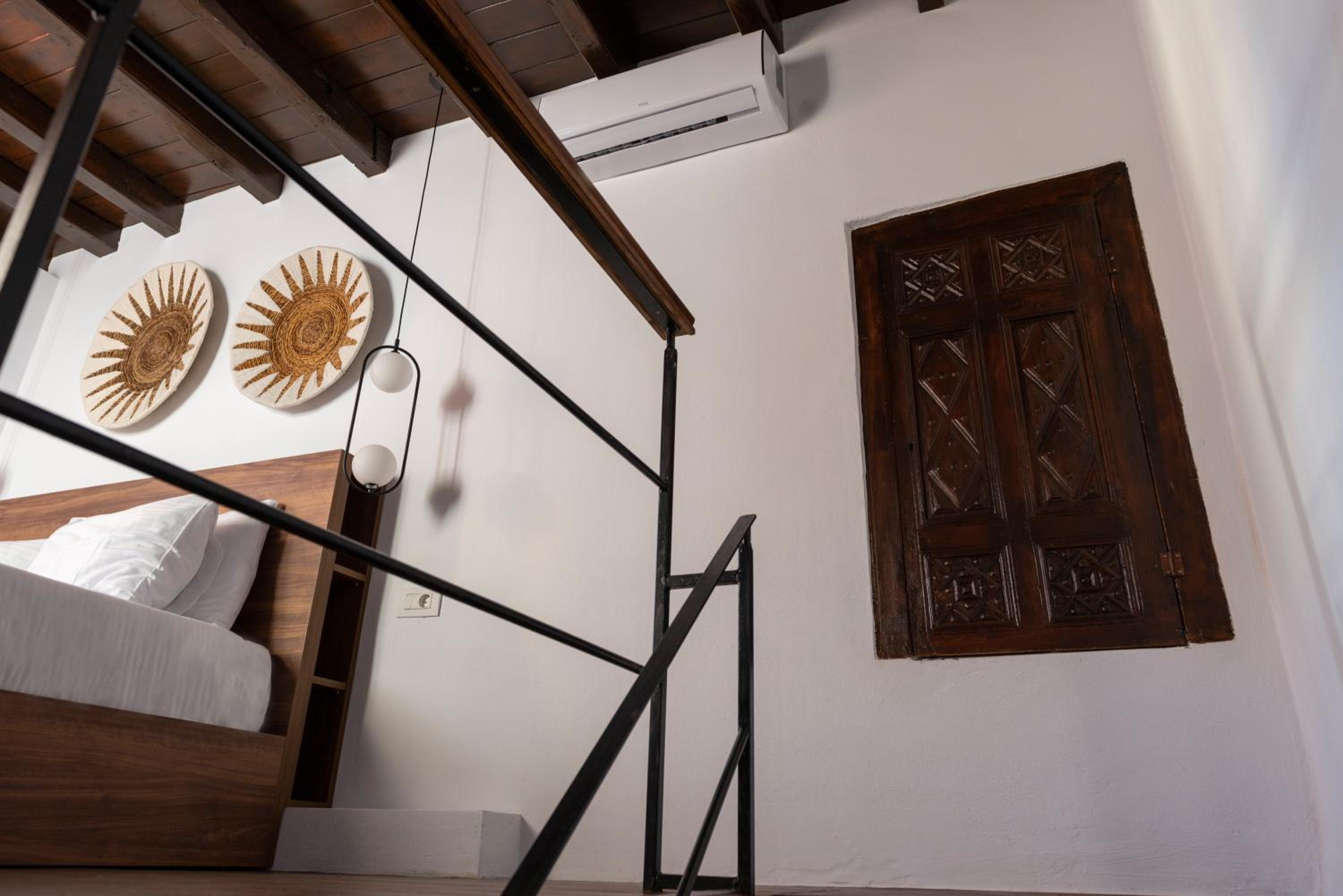 Dione Loft Suite photo 3