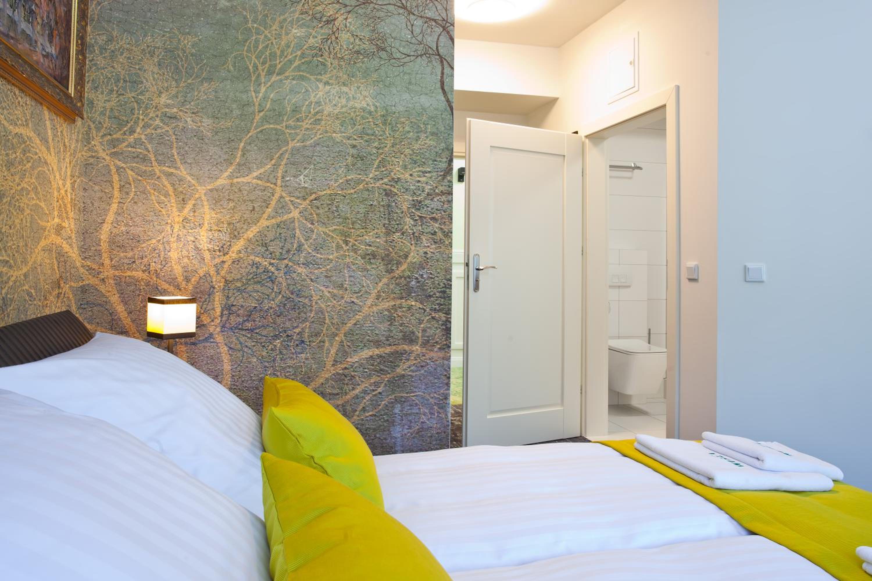 Classic Triple Room - Photo 2