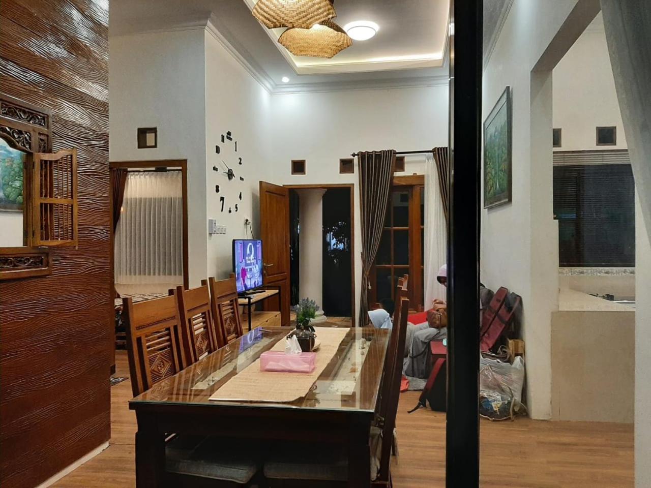 Three-Bedroom Villa - Photo 24