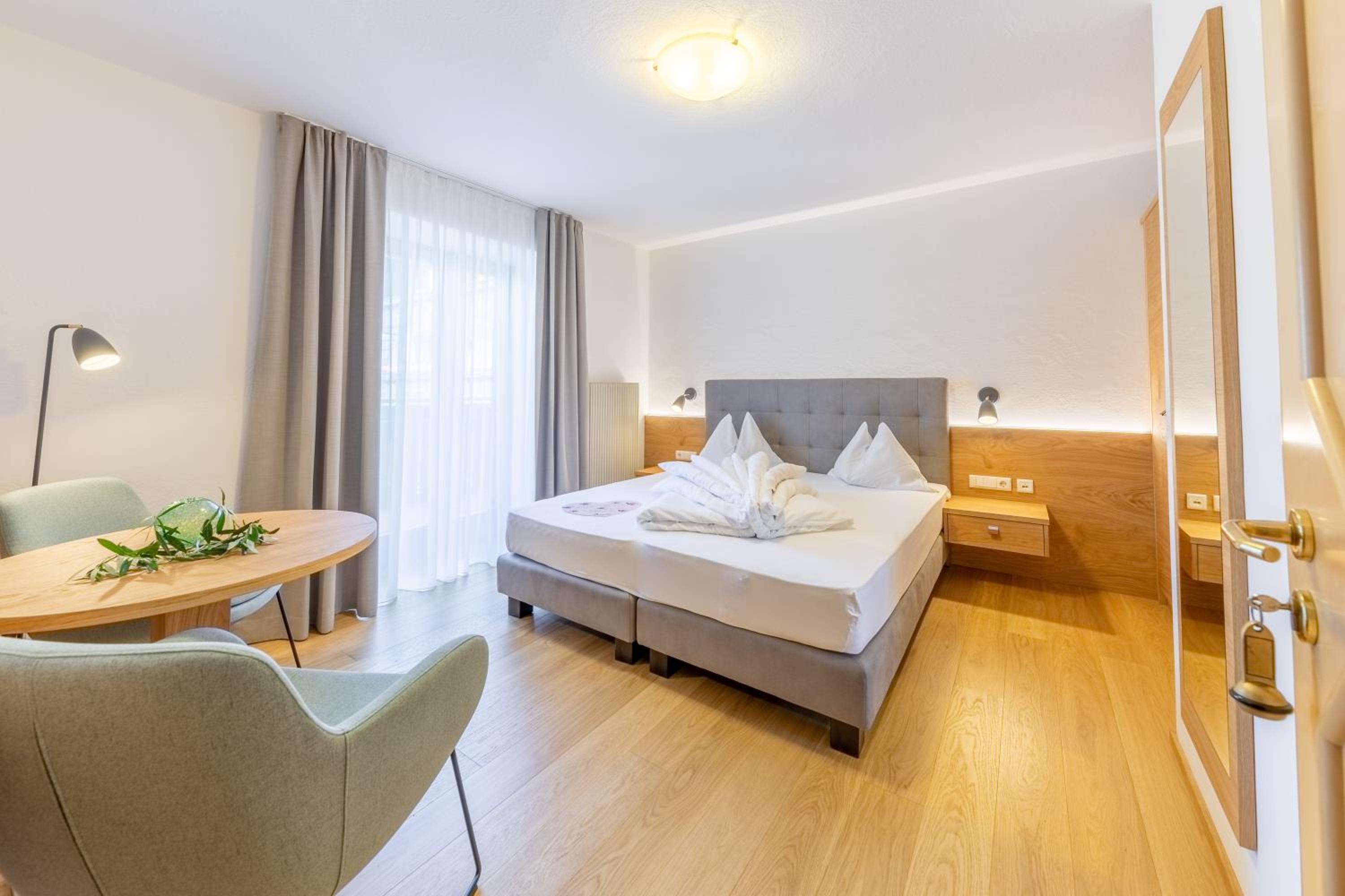 Double Room - Photo 7