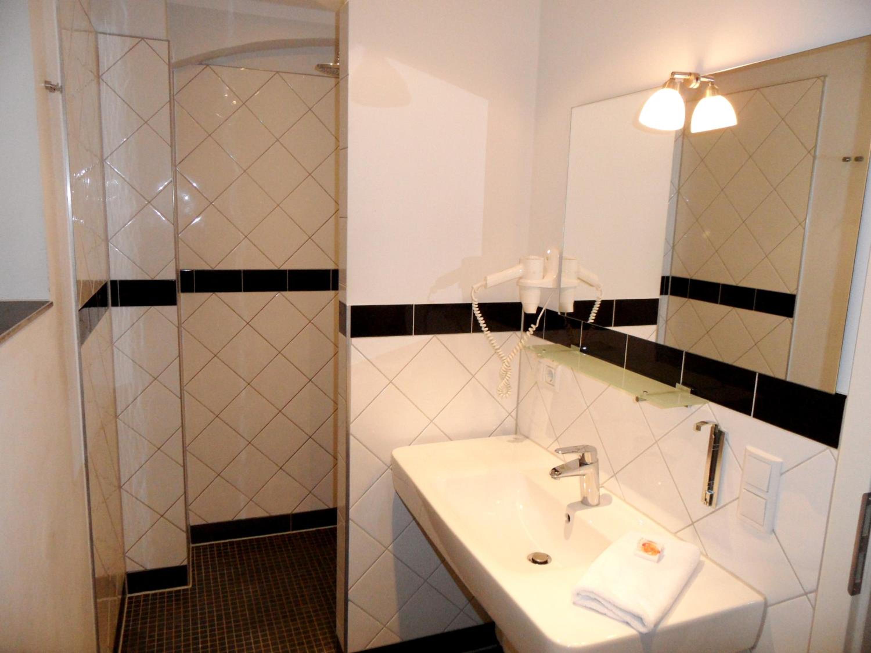 Two-Bedroom Apartment with Terrace photo 2