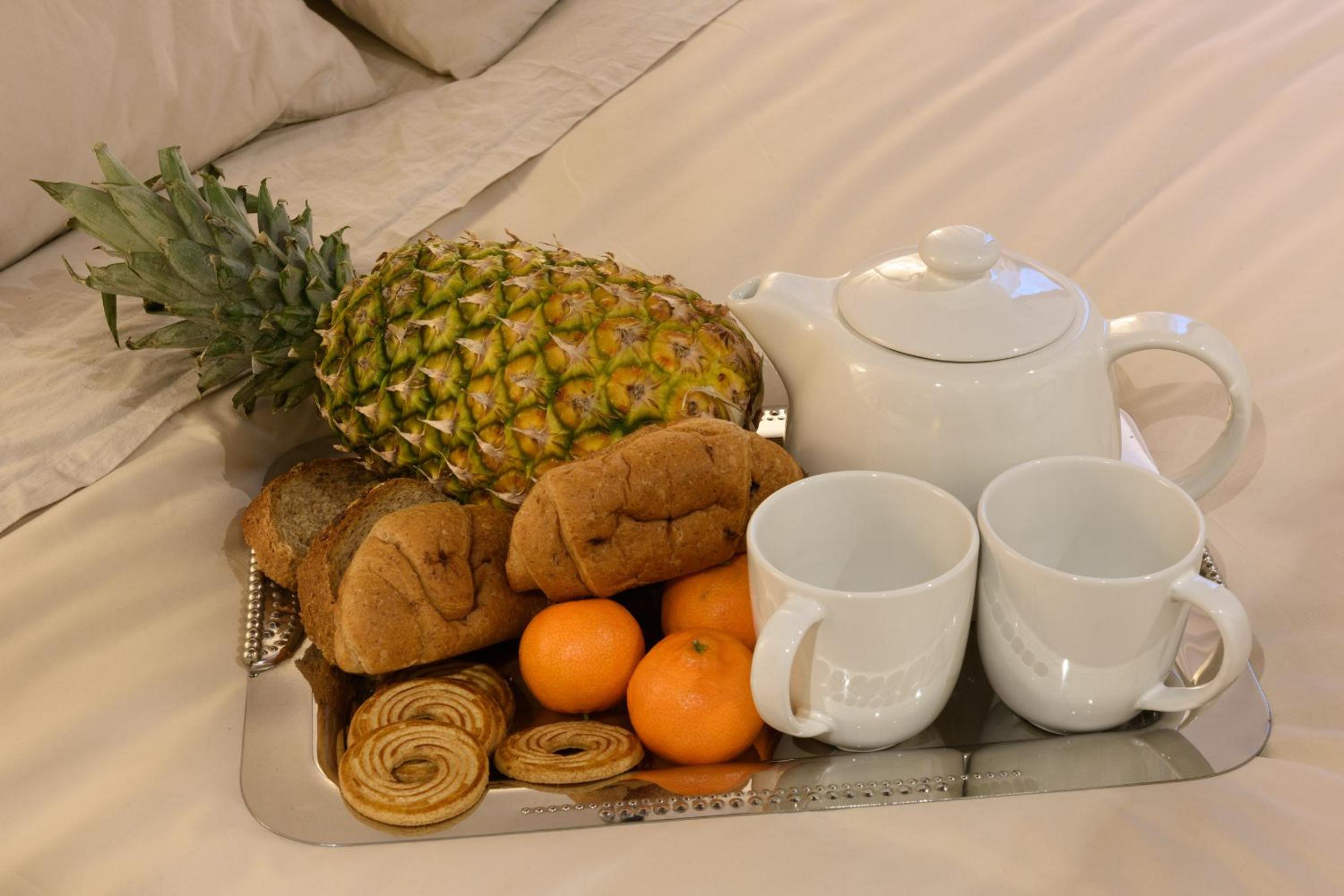 One-Bedroom Apartment - Photo 10