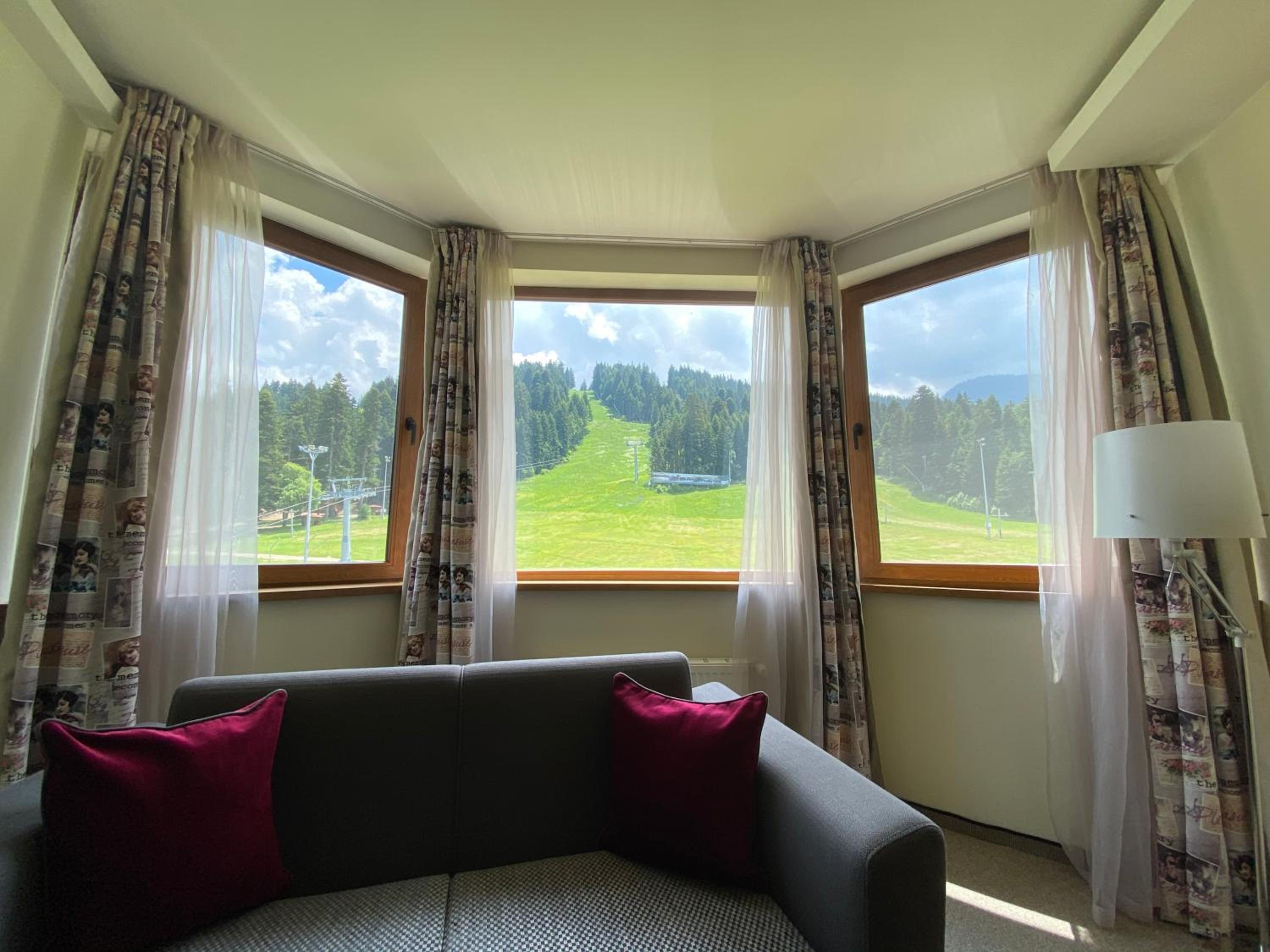 Superior Junior Suite with Slopes View photo 2