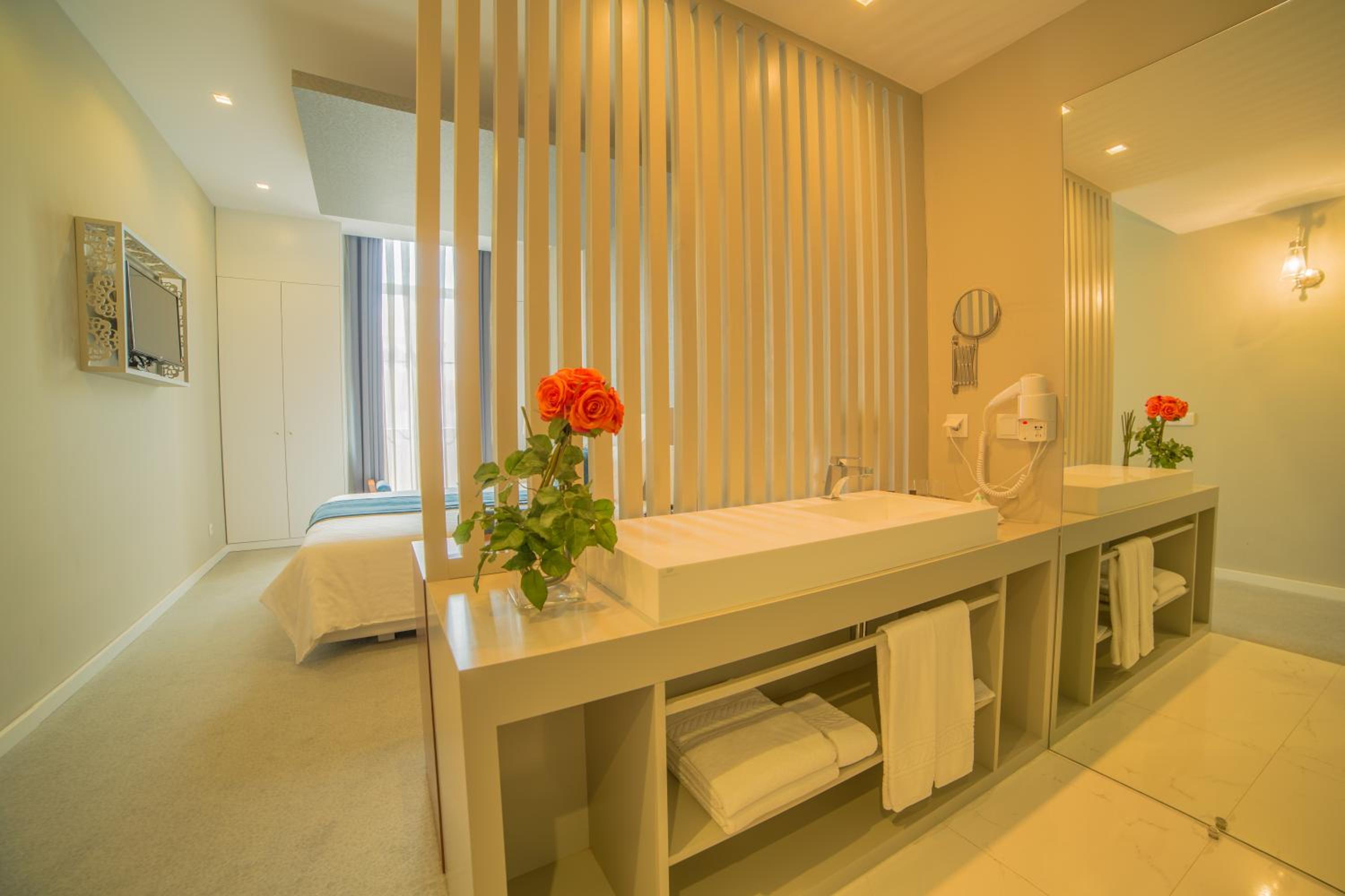 Double or Twin Room with Extra Bed