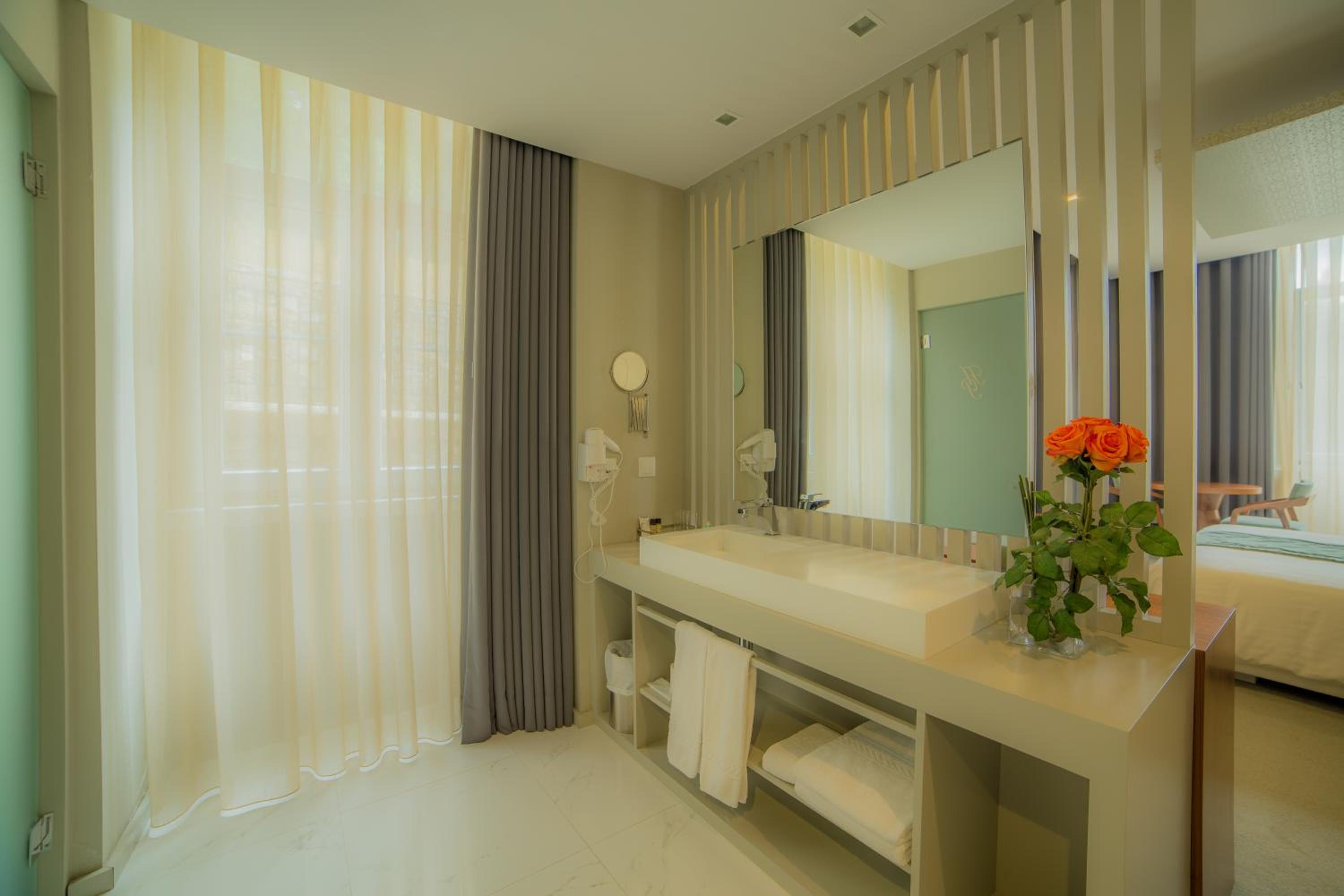 Suite, 2 Bedrooms thumbnail 6
