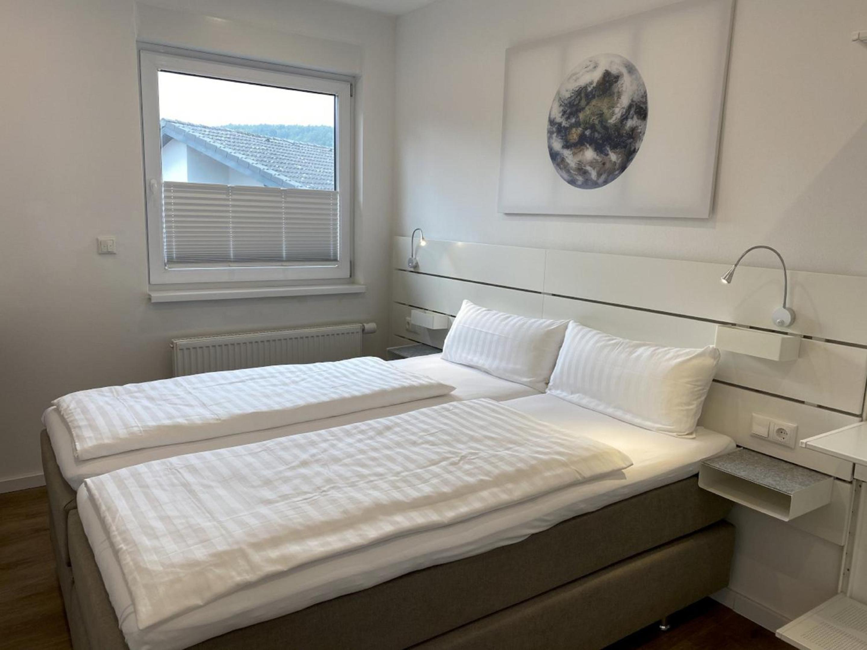 Double Room - Photo 2