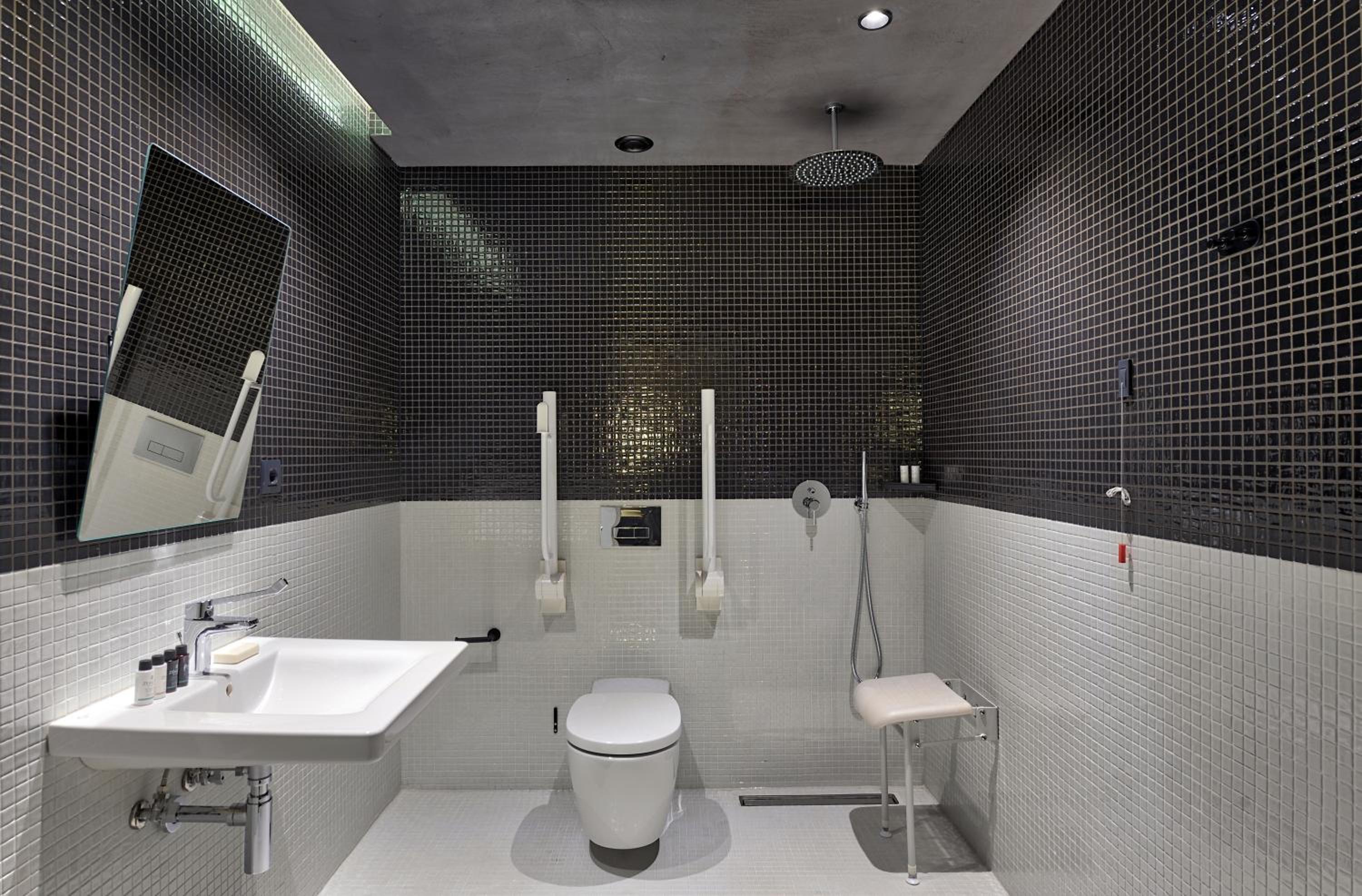 Nickname - (Accessible Room) - Photo 5
