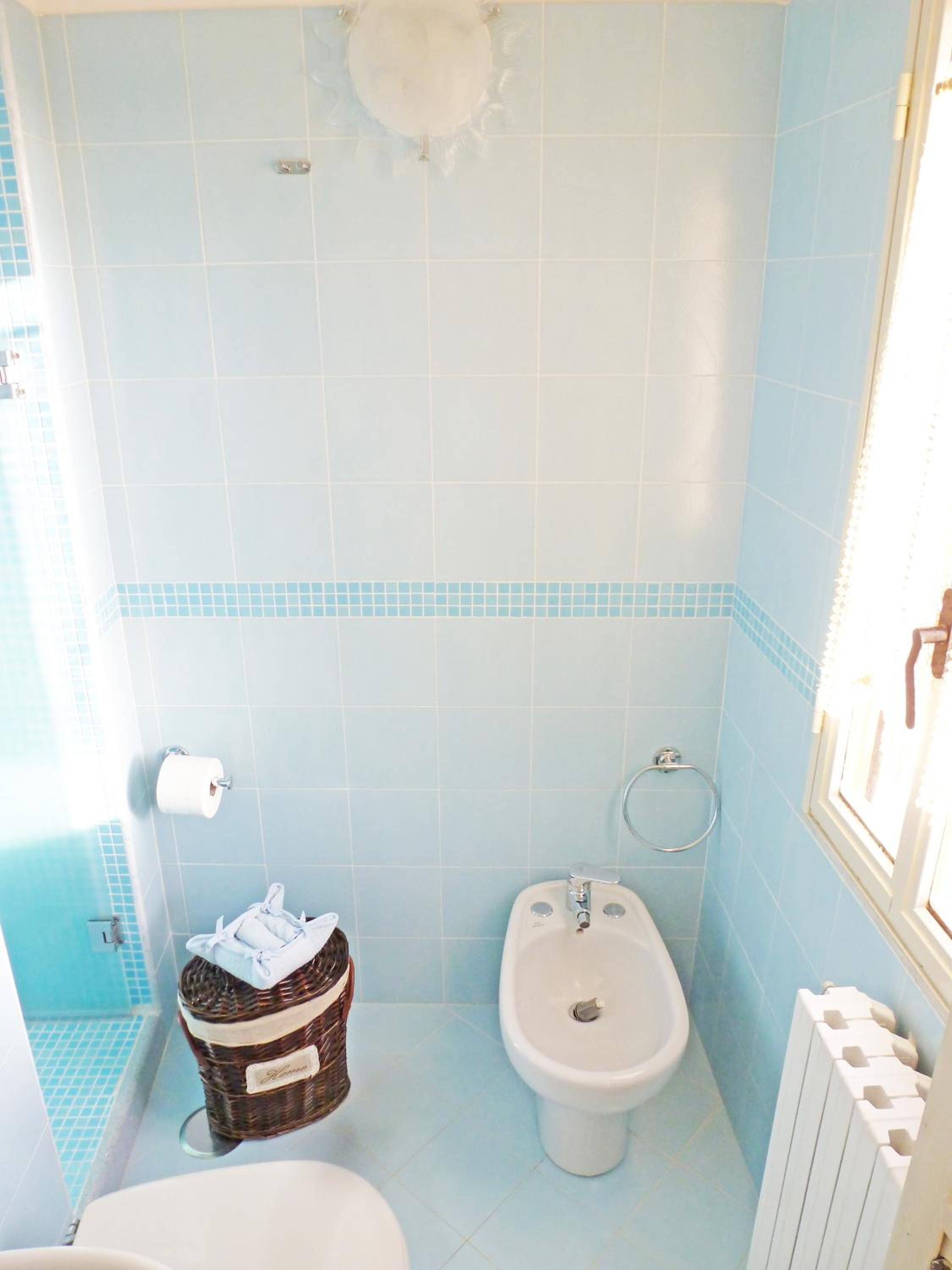 Two-Bedroom Apartment - Photo 7