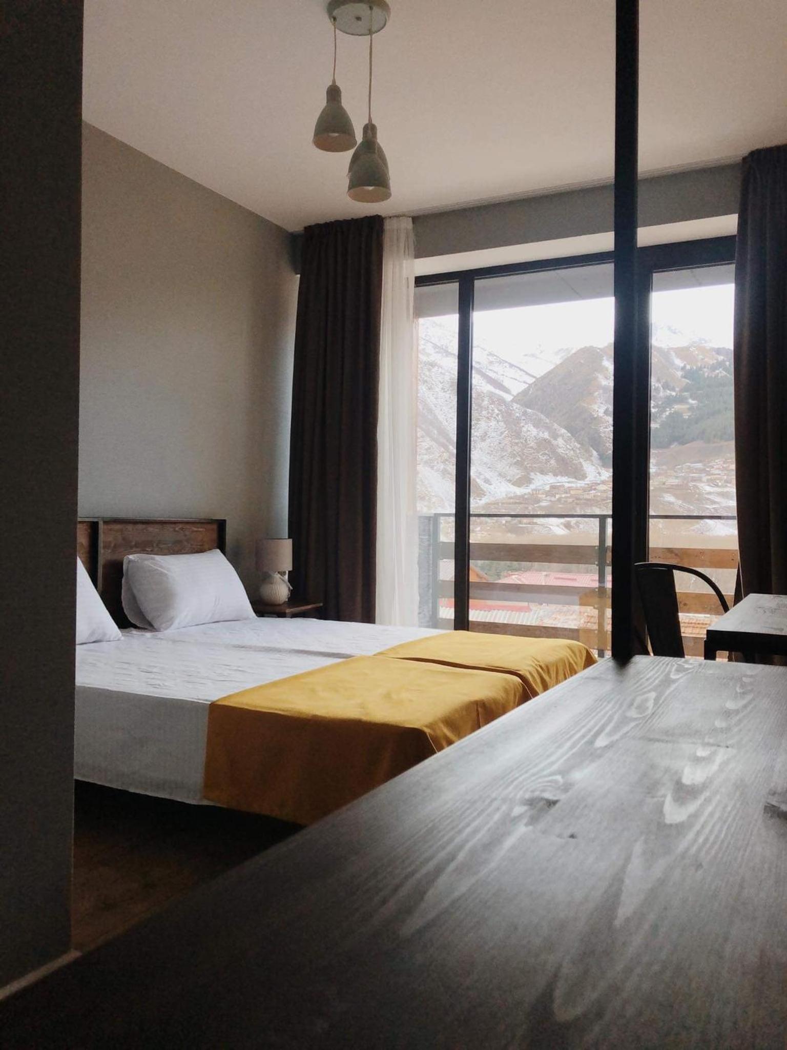 Twin Room with Mountain View photo 1
