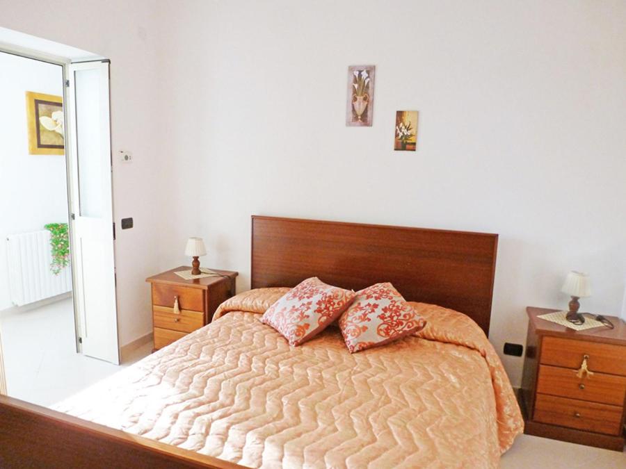 Two-Bedroom Apartment - Photo 10