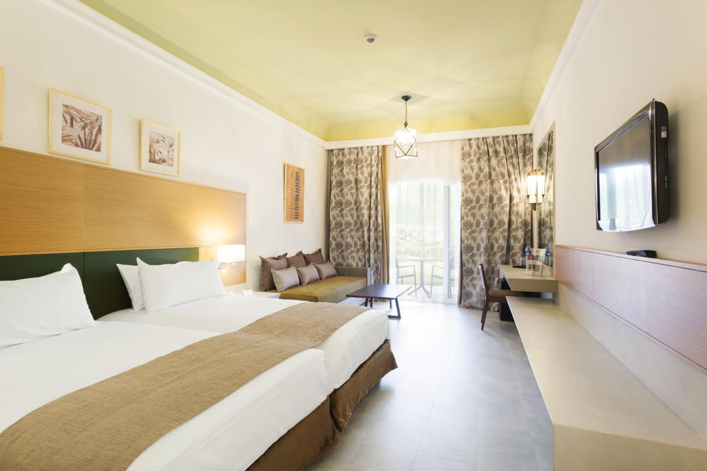 Double Room - Photo 4