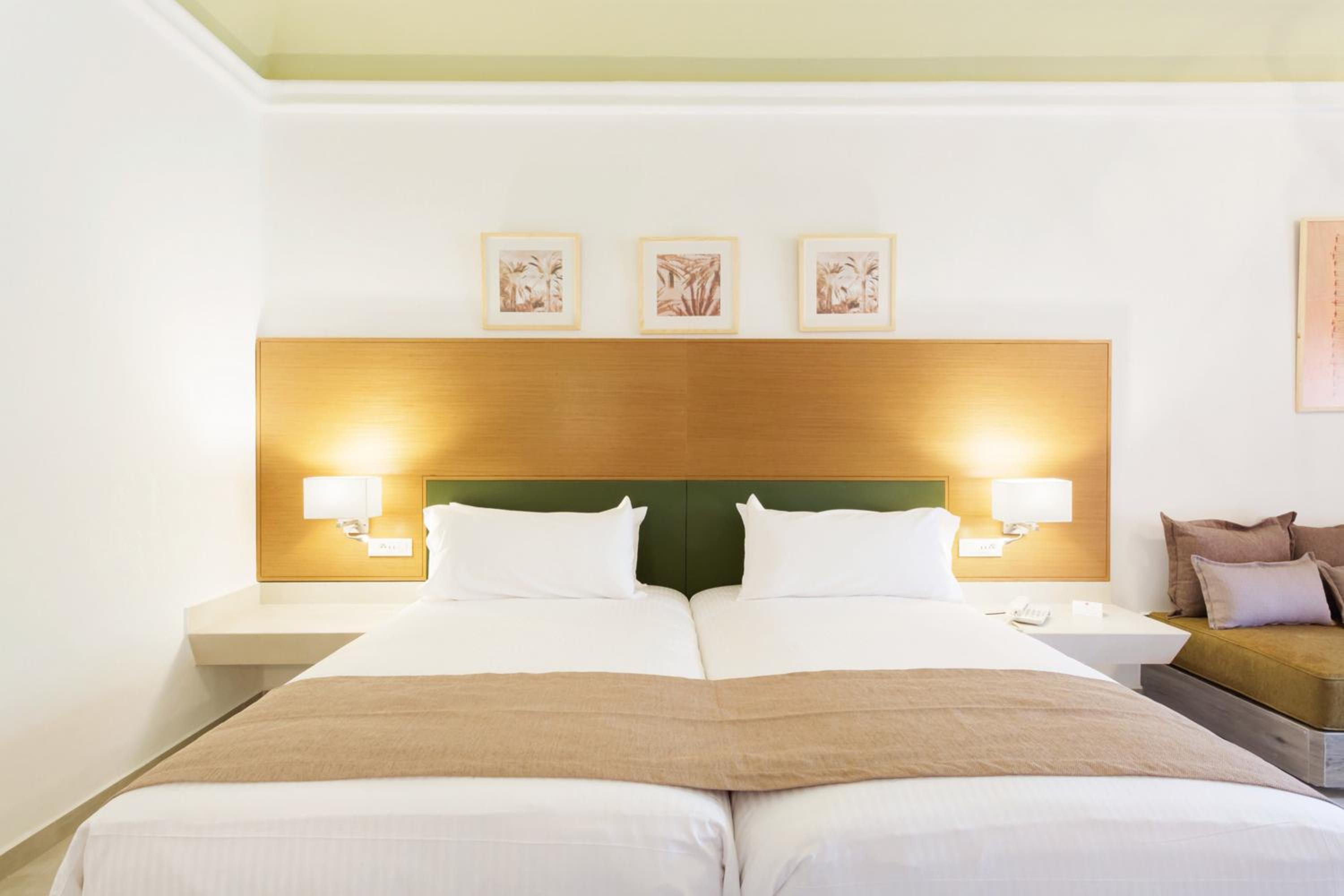 Double Room - Photo 3