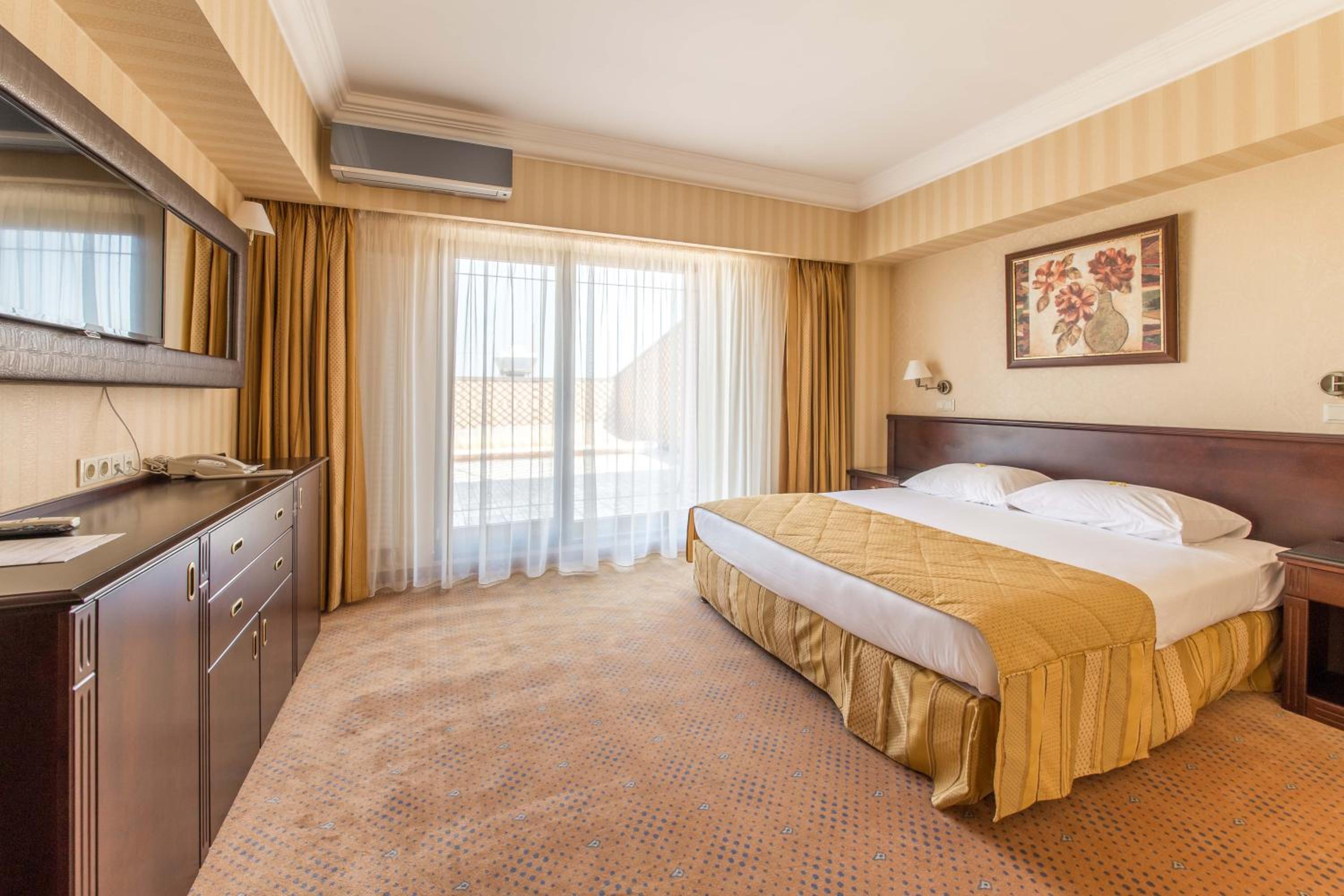Two Room King Suite with Kitchenette