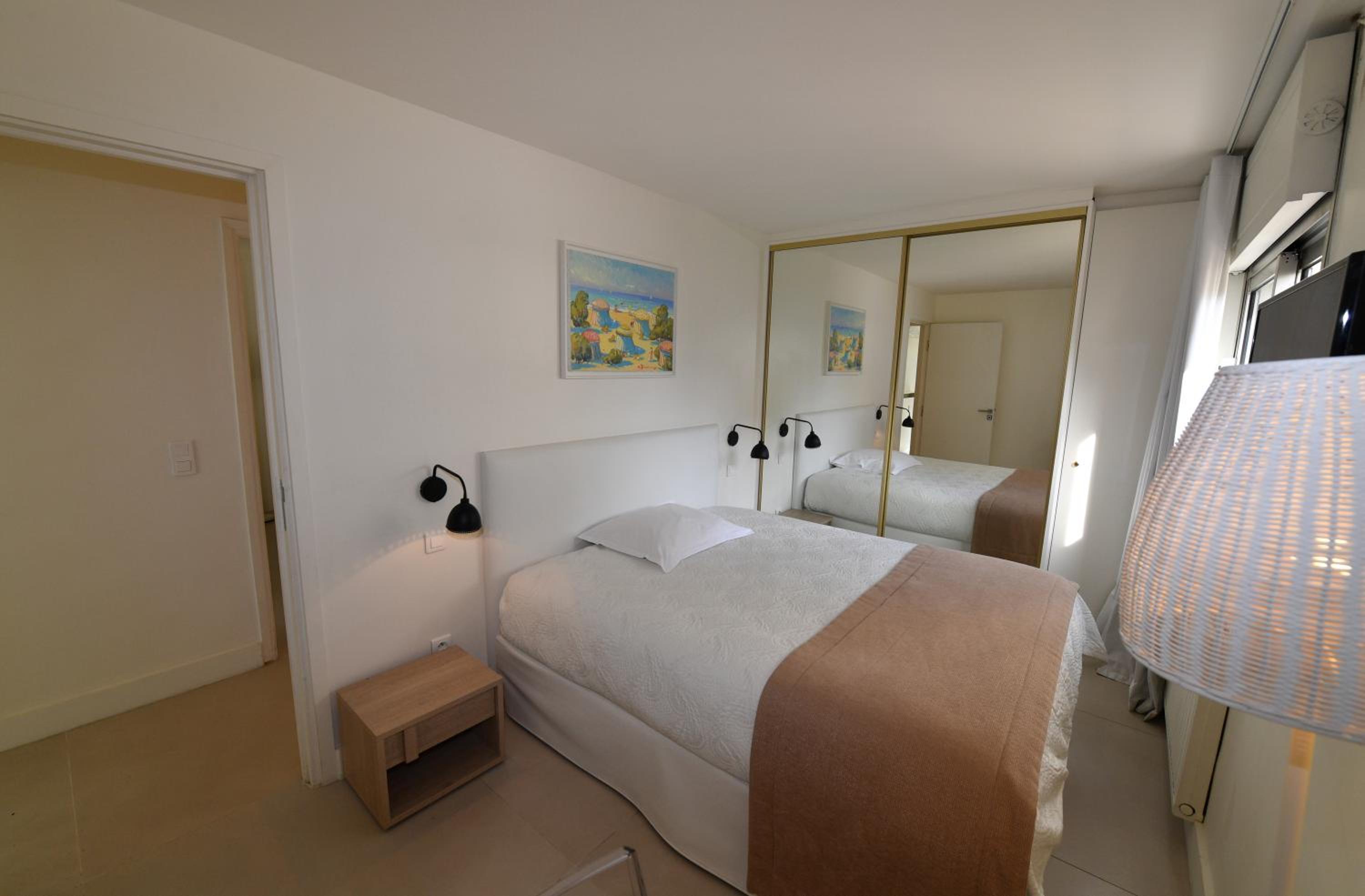Apartment Antares - 328 ft from the hotel
