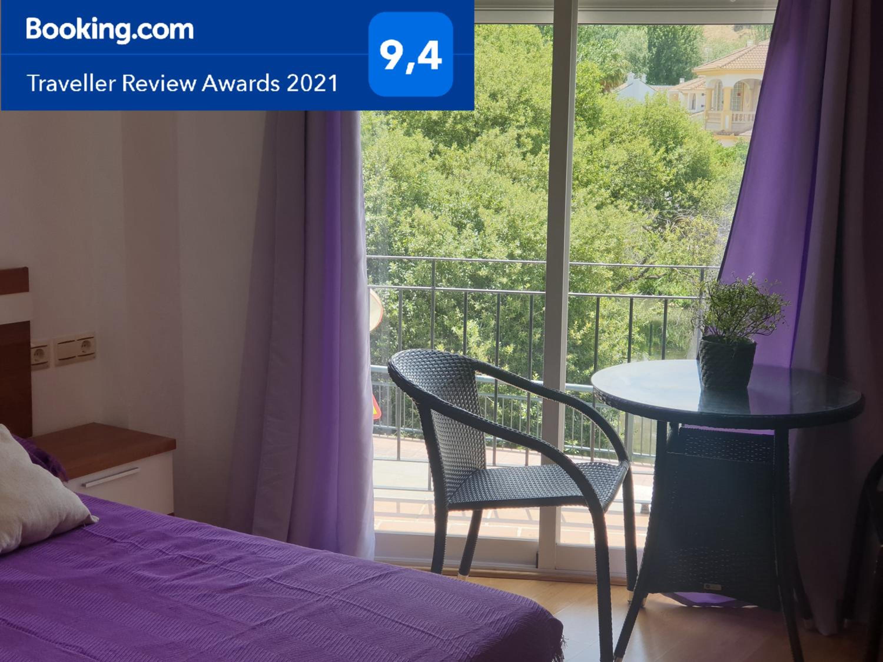 Three-Bedroom Apartment - Photo 30