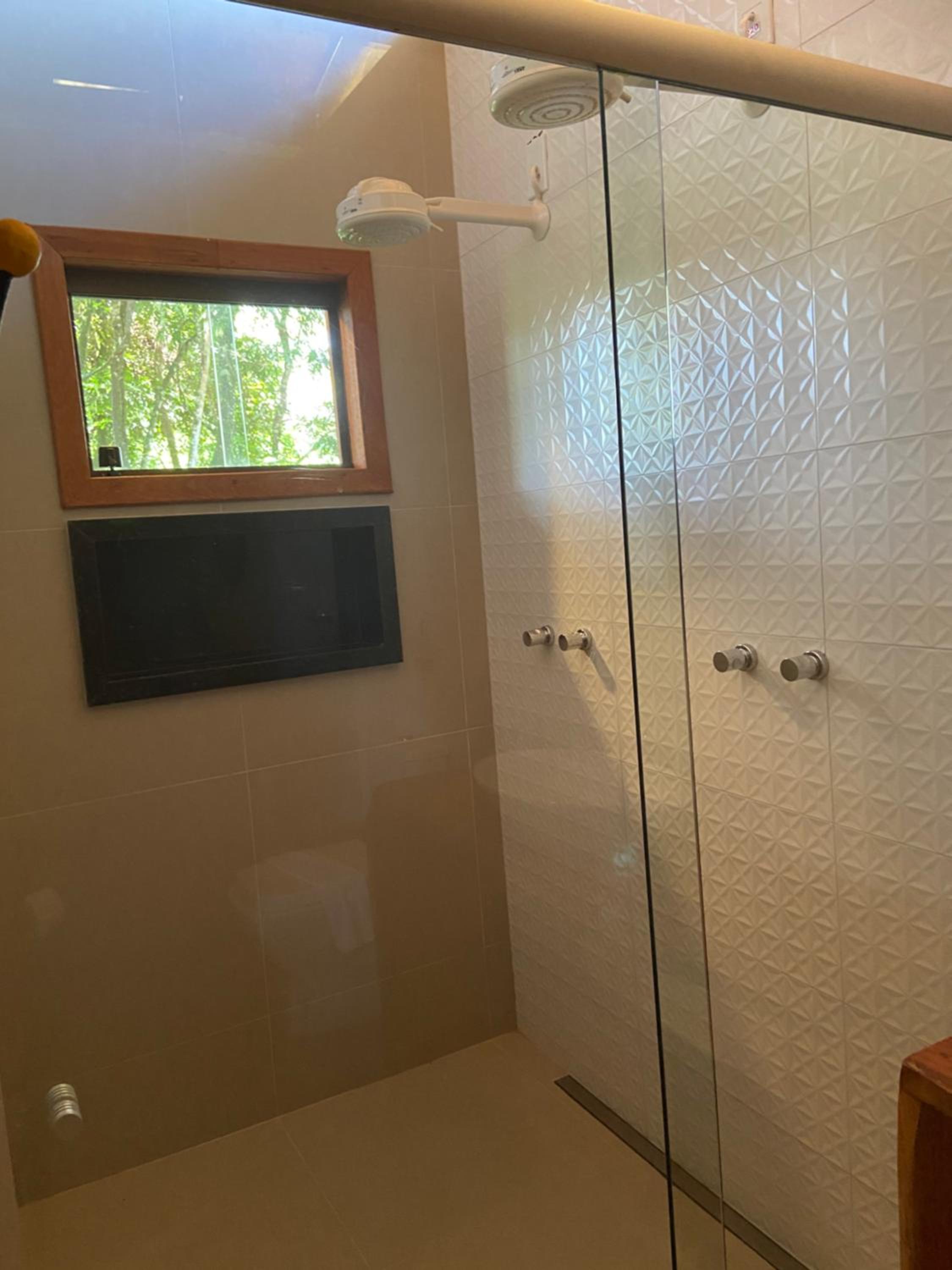 Deluxe King Suite - Photo 7