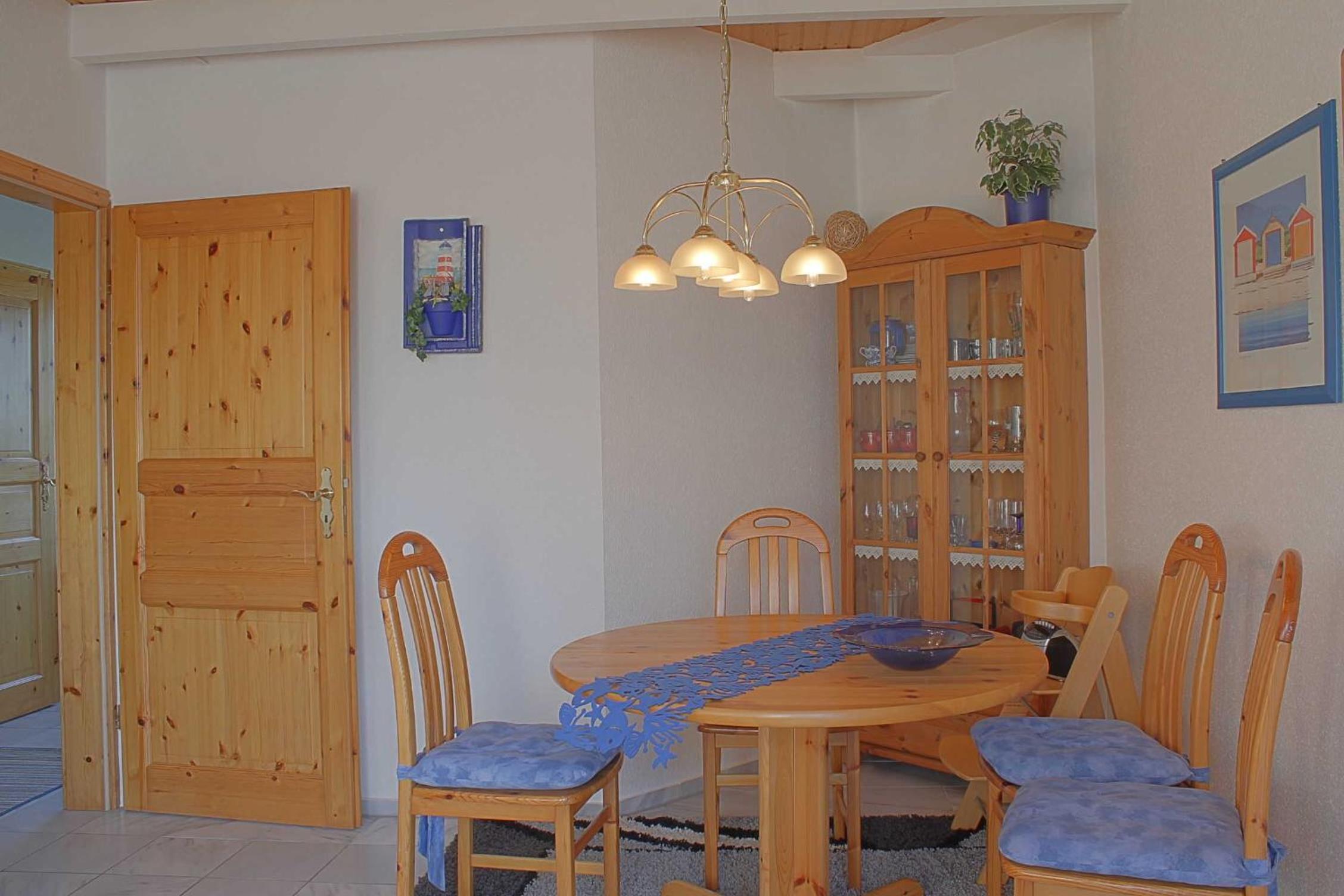 Two-Bedroom House photo 3