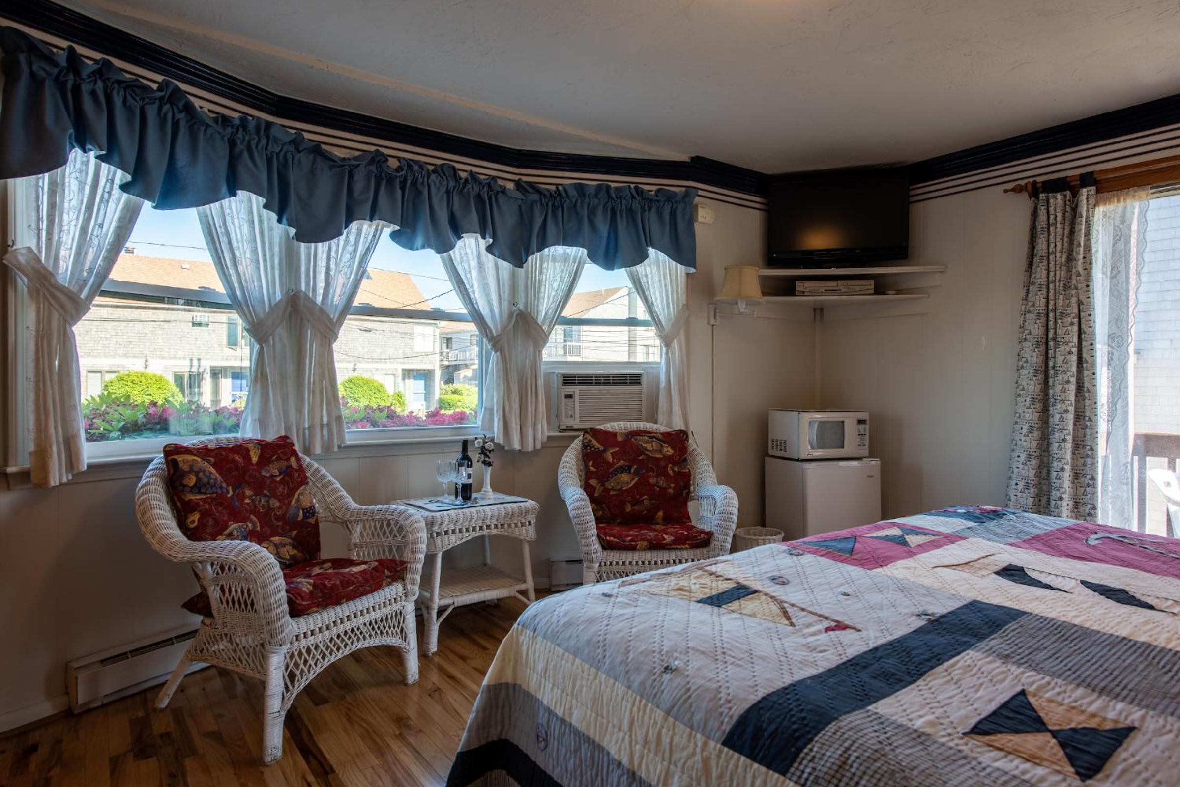King Room with Balcony photo 3