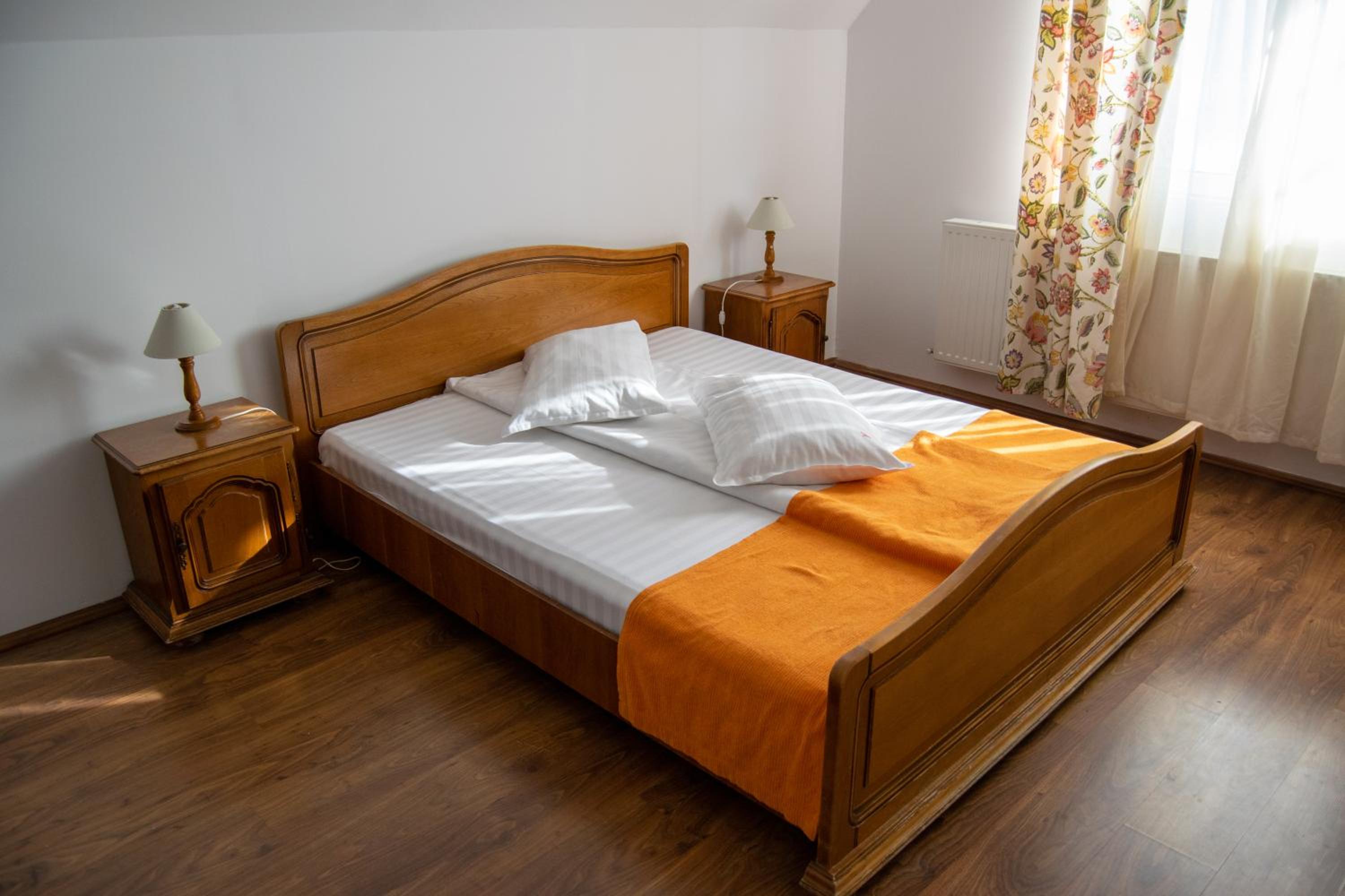 Suite - Photo 2