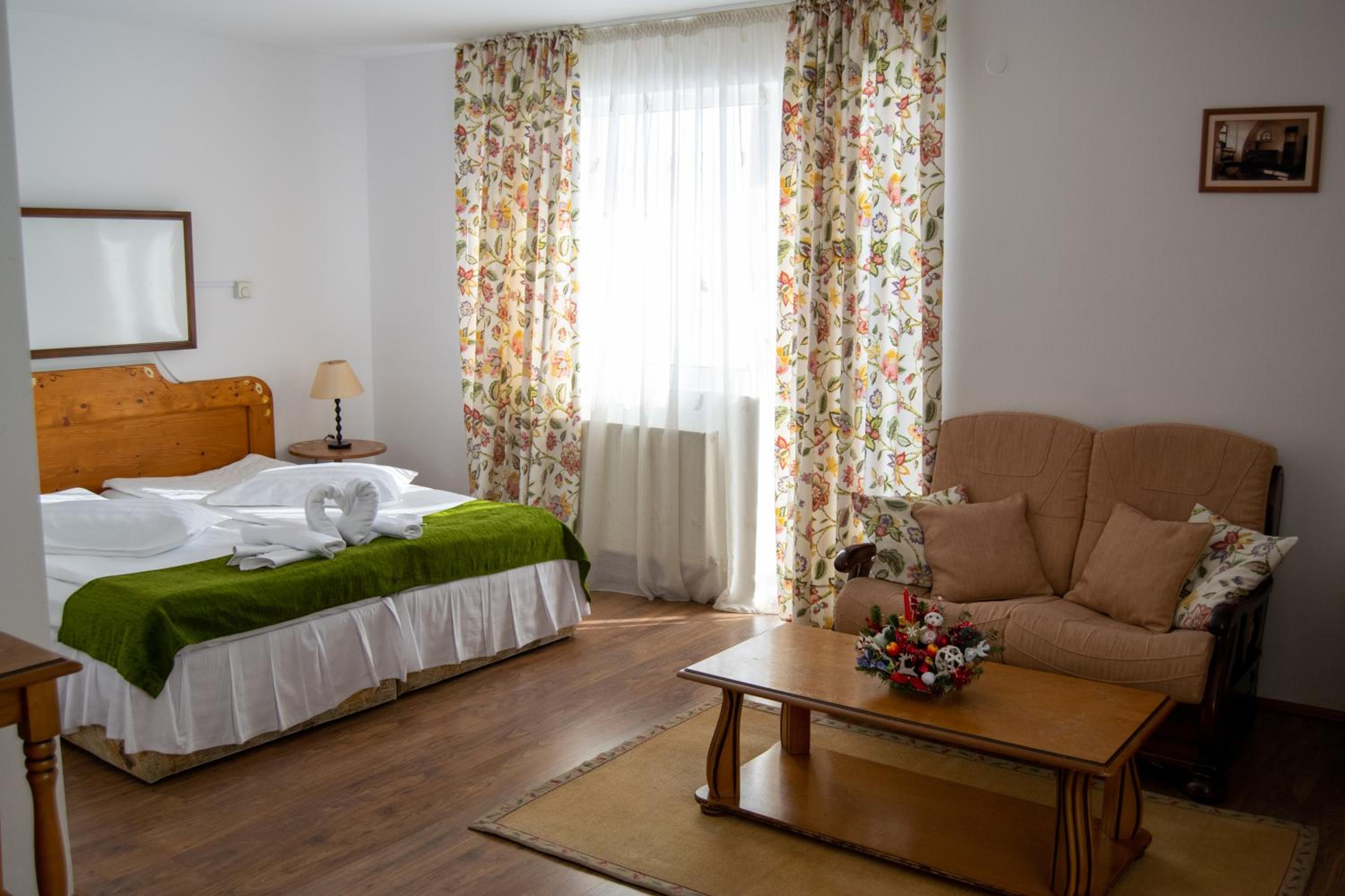 Triple Room with Mountain View - Photo 1