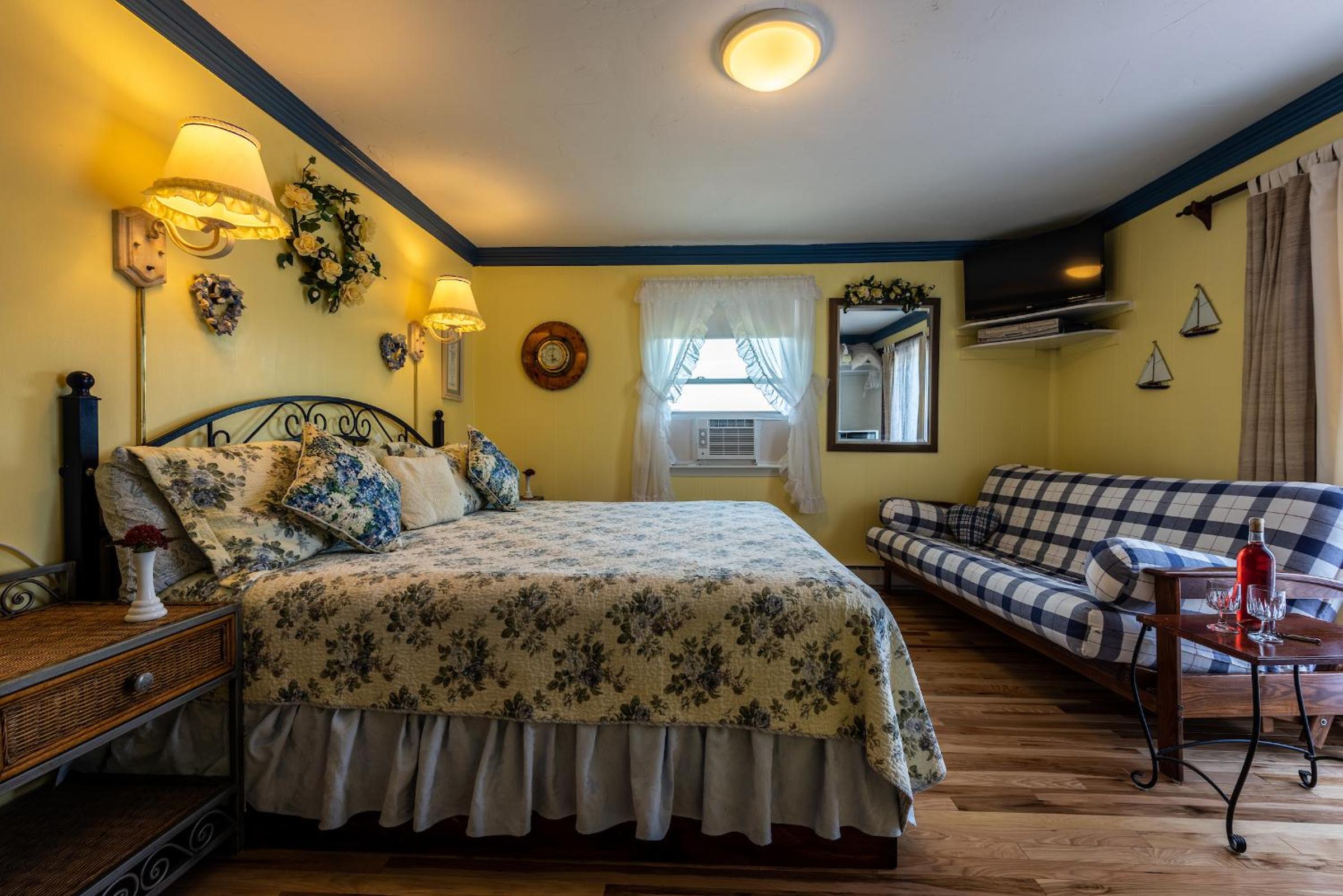 King Room with Balcony photo 3