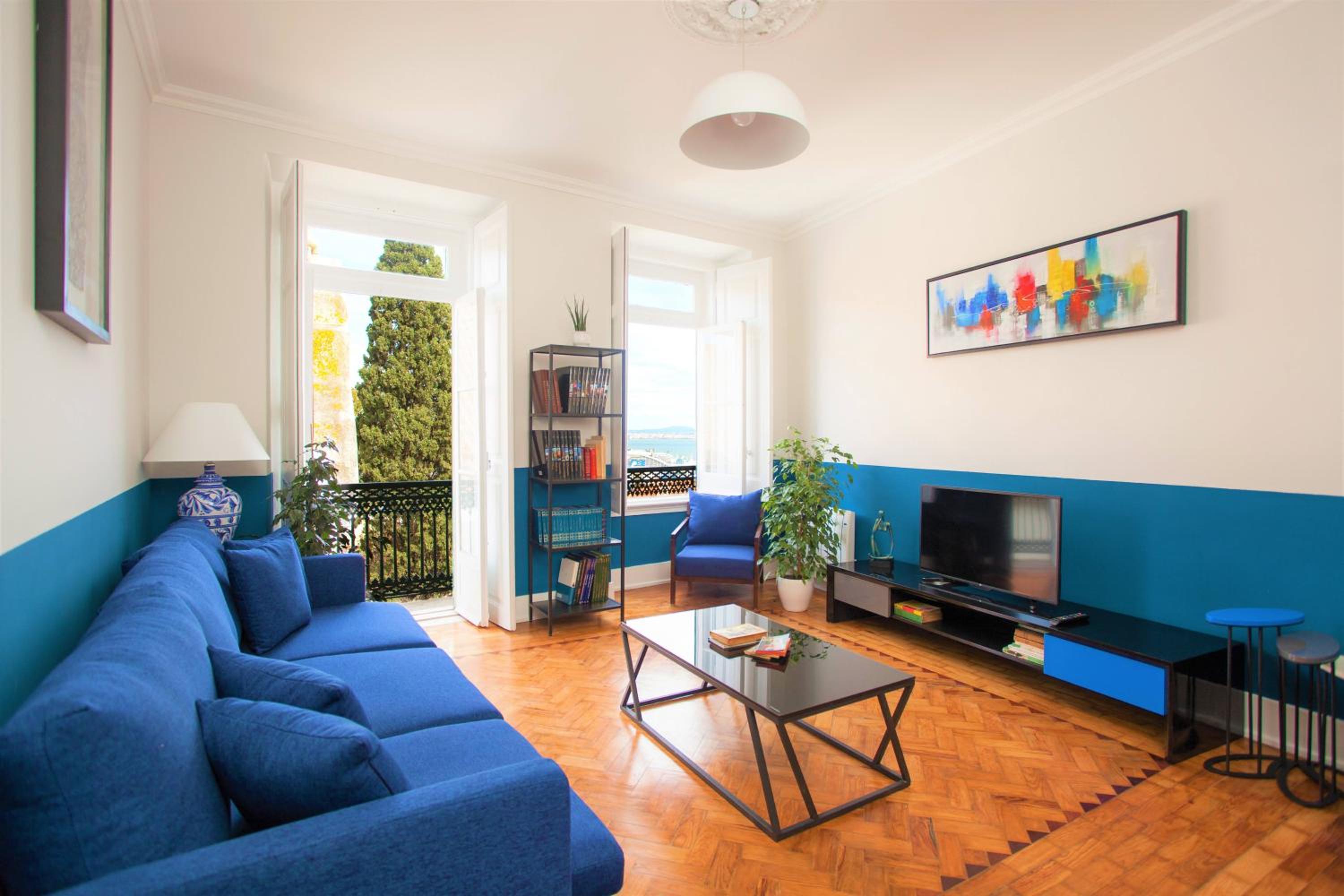 Suite with River View - Photo 1