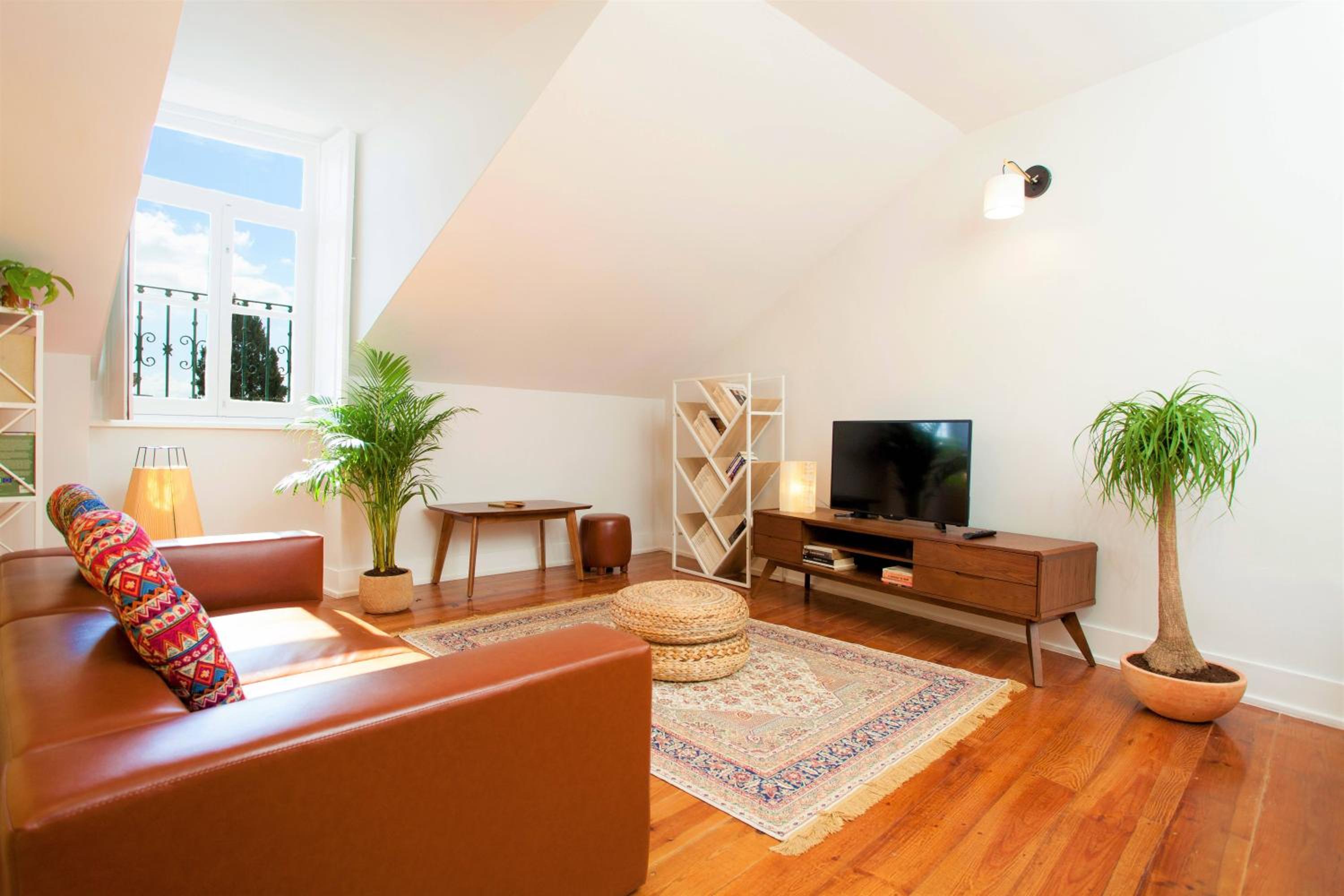 Suite with City View - Photo 5