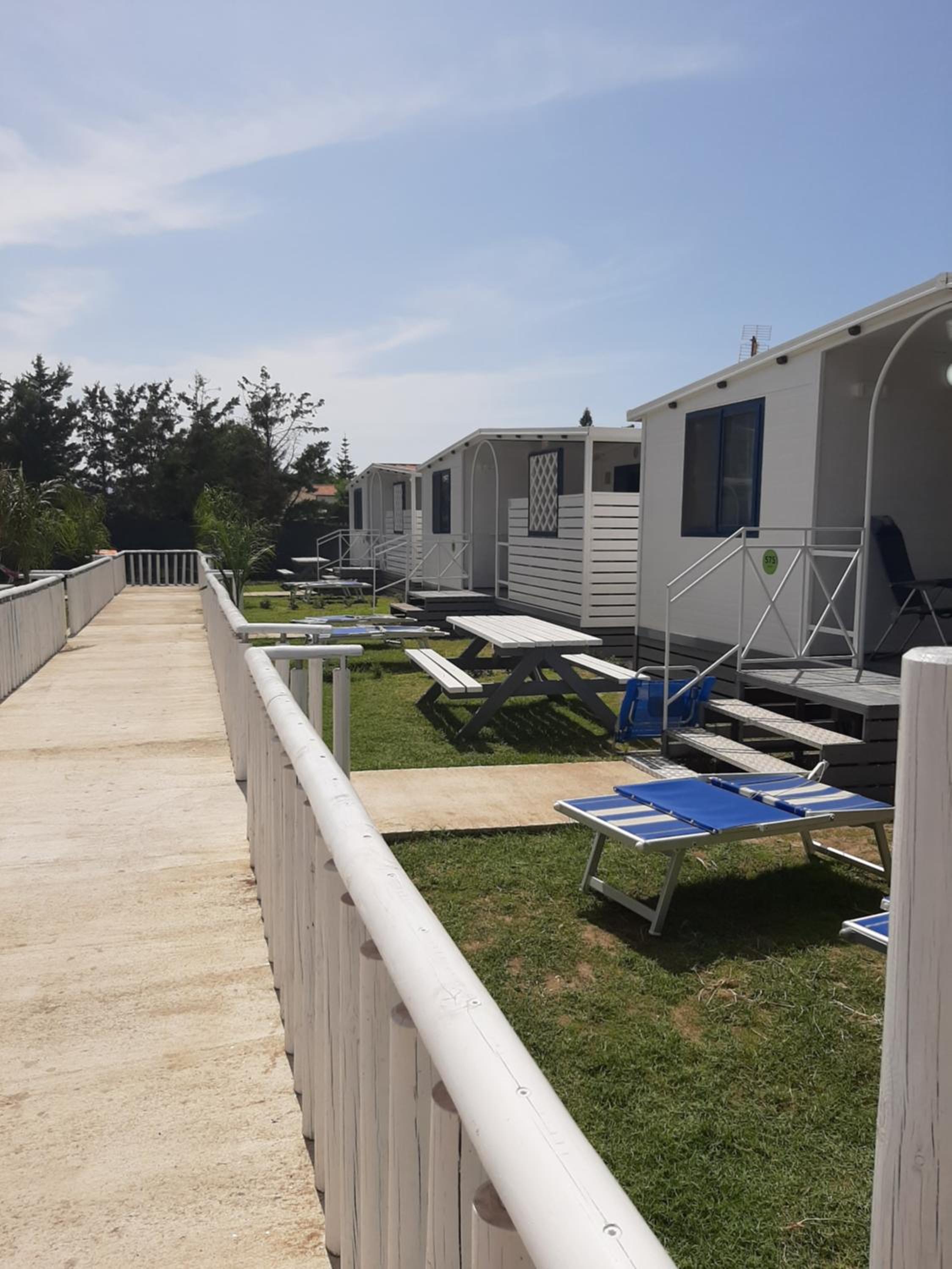Mobile Home photo 2