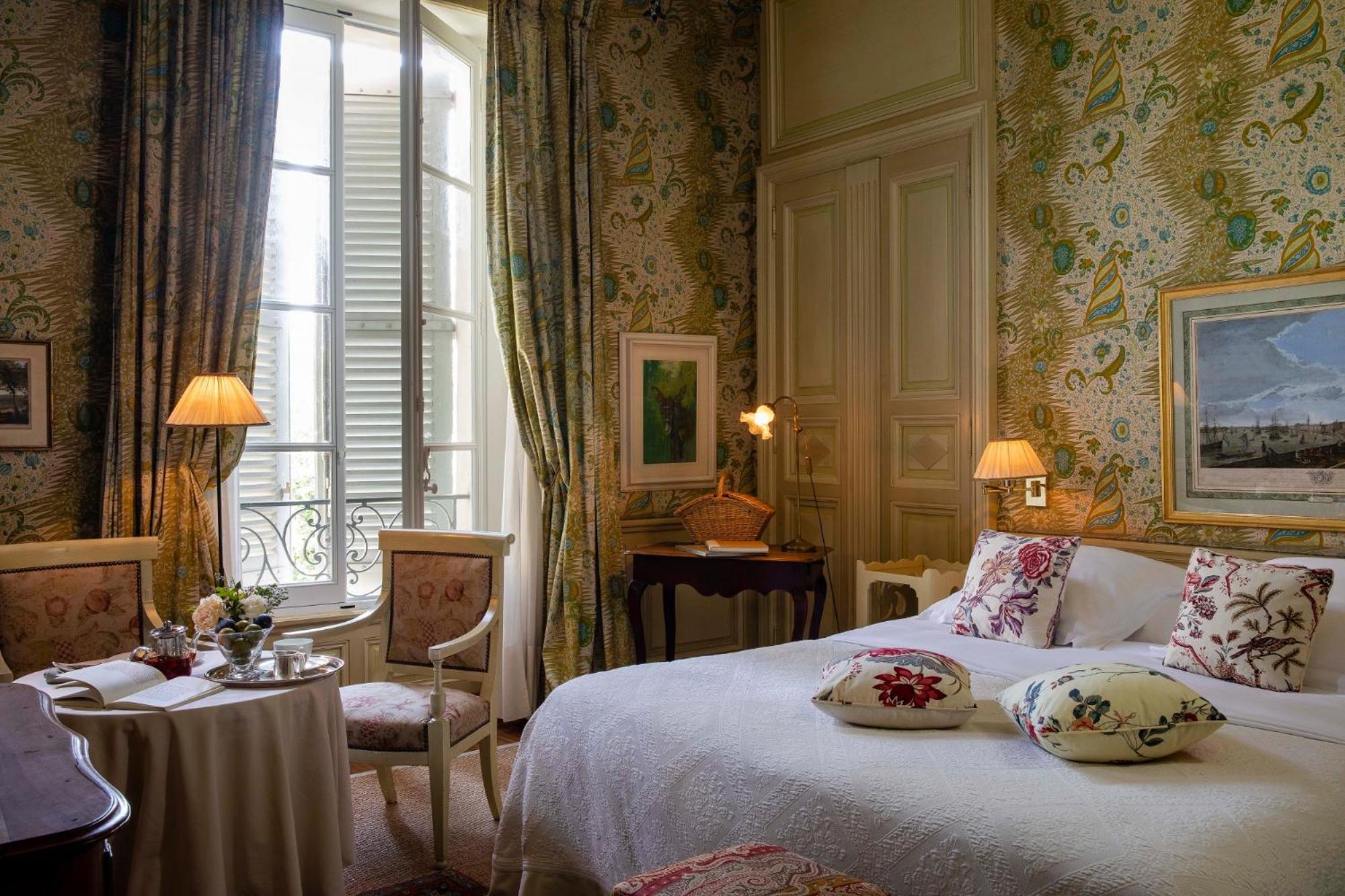 Double or Twin Deluxe Room - Photo 1