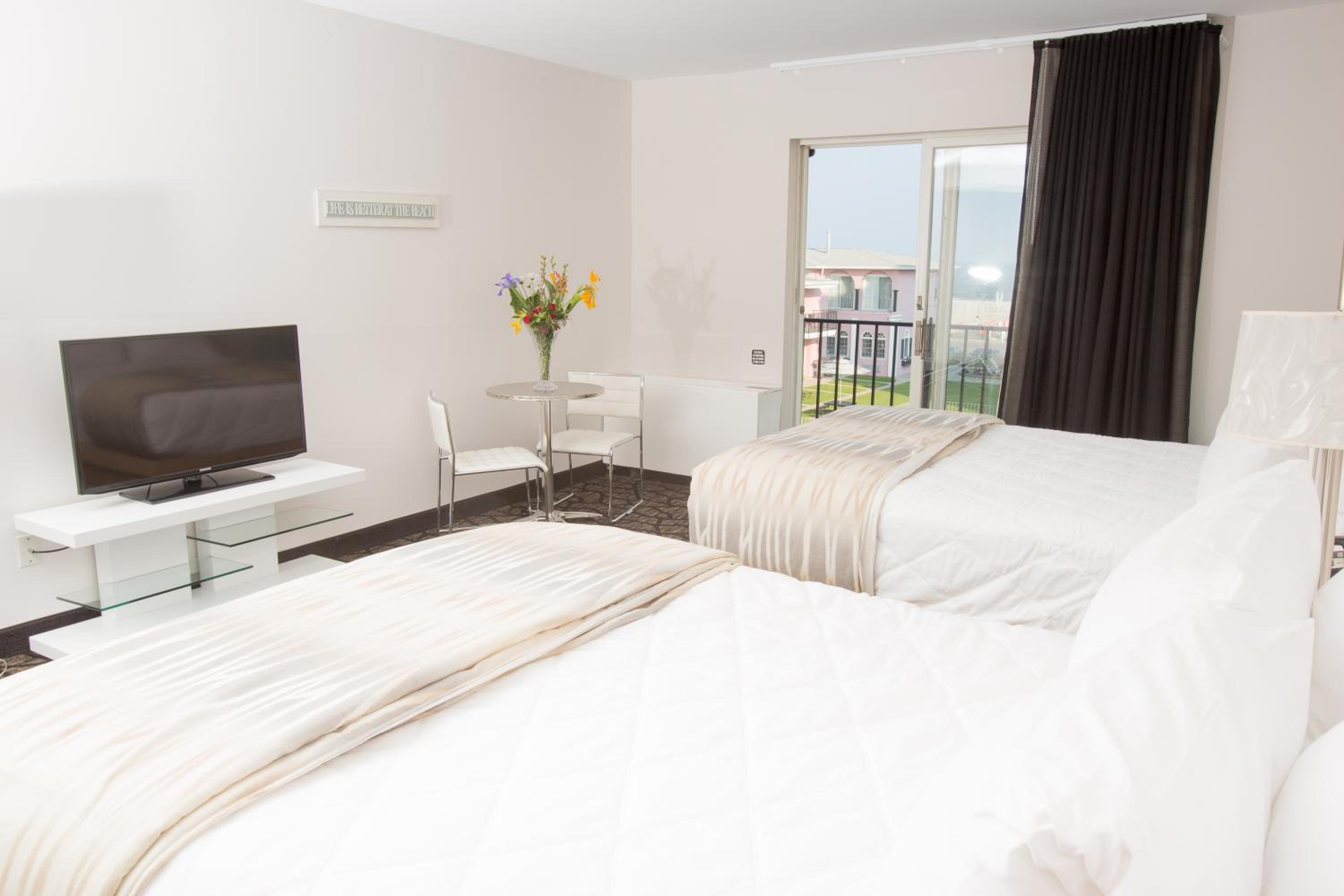 2 Queen Bed - Cape May Hotel Room (M-3) - Photo 1