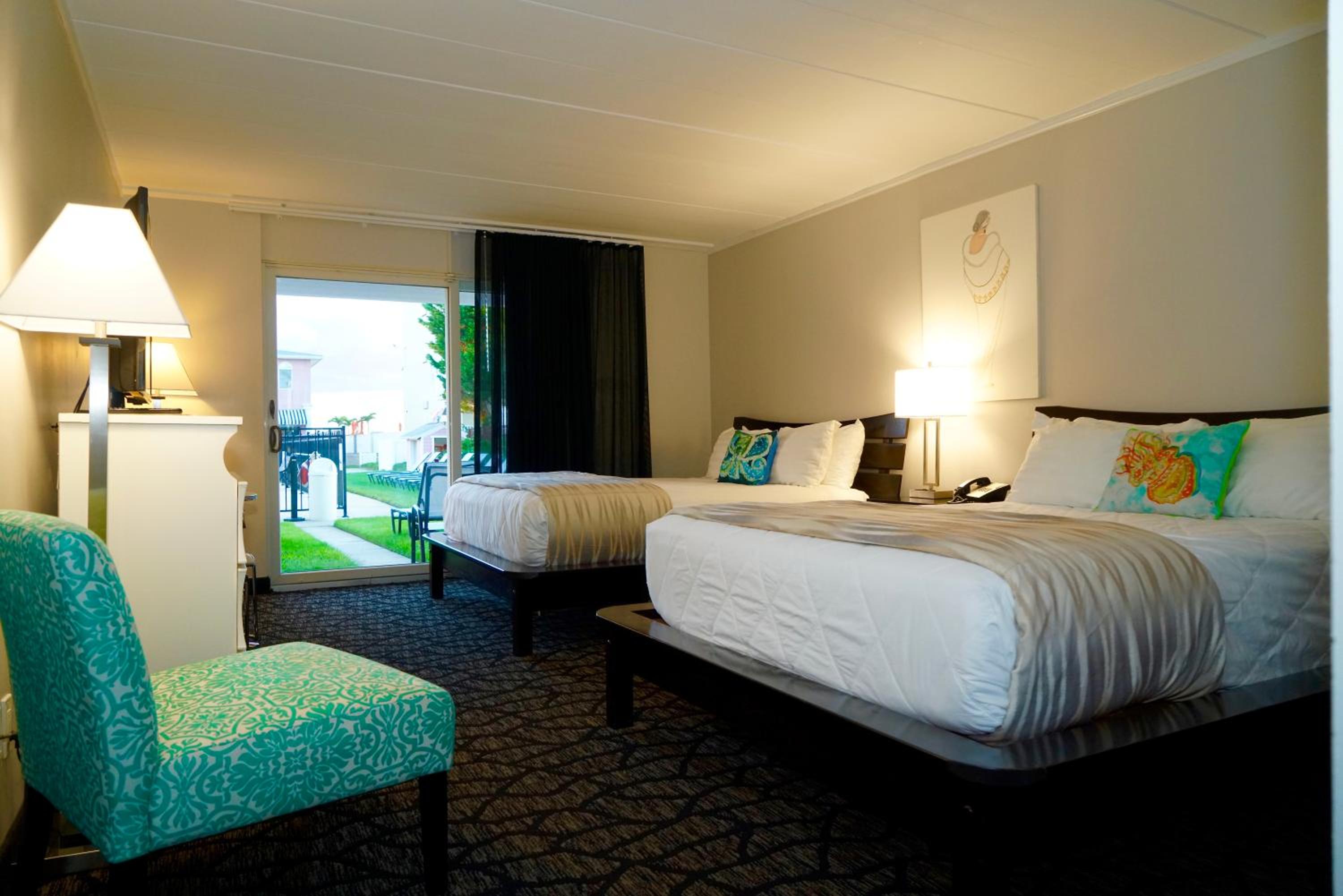 2 Queen Bed - Cape May Hotel Room (M-3) - Photo 2