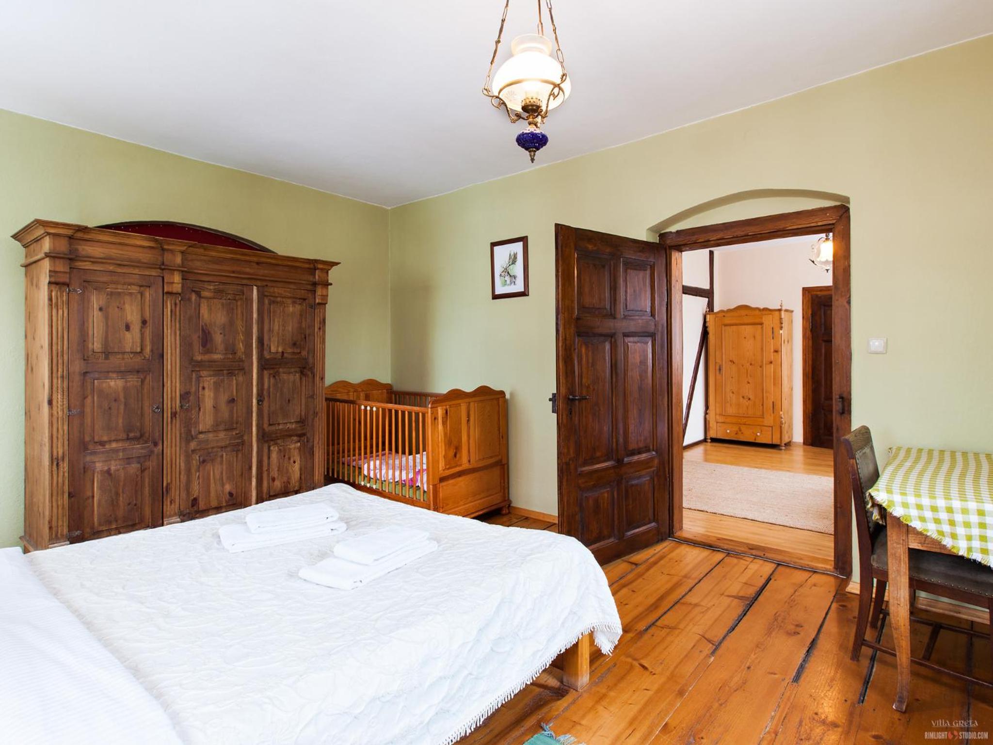 Family Room - Photo 11