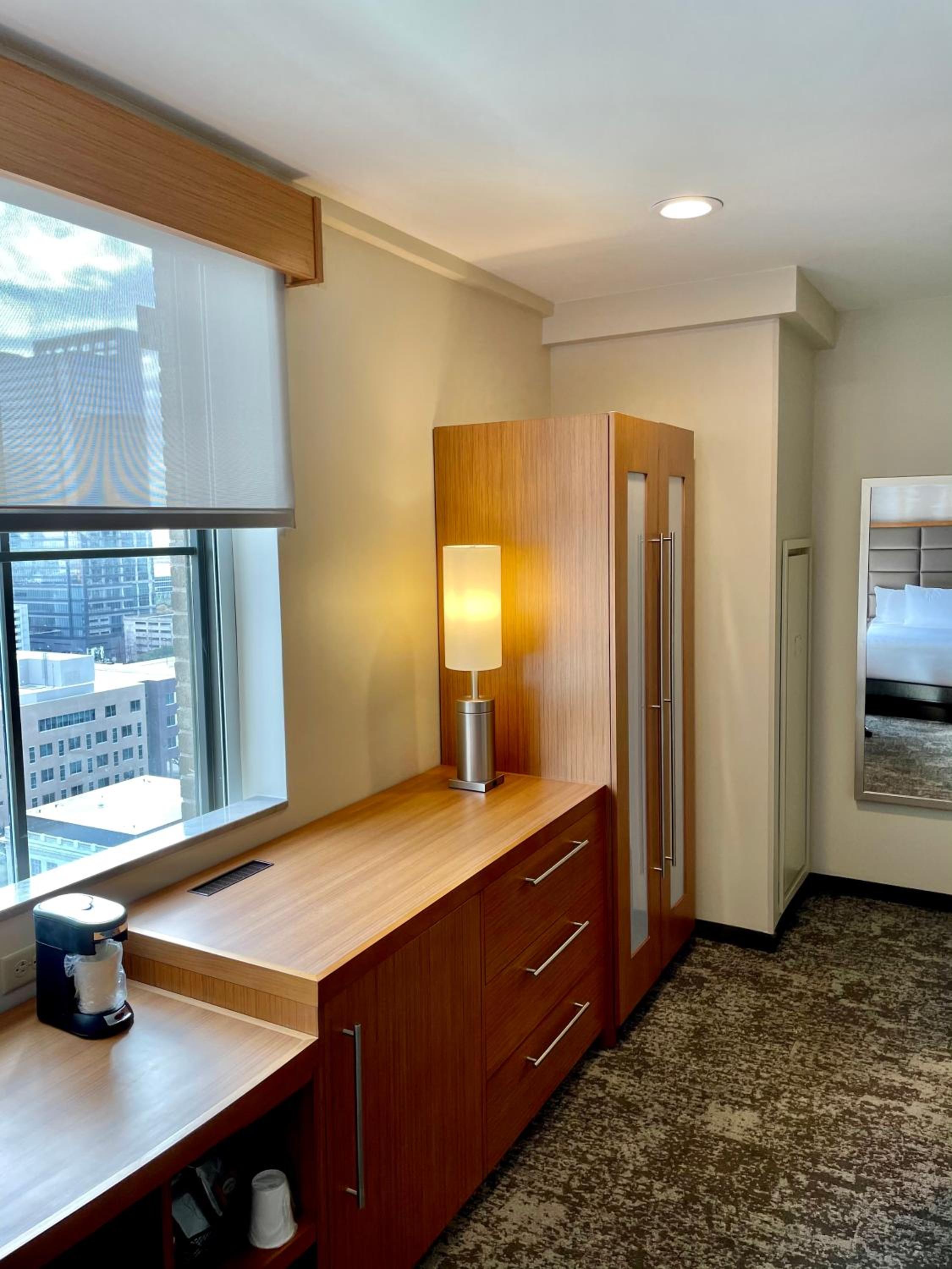 King Room with Sofa Bed and City View - Photo 5