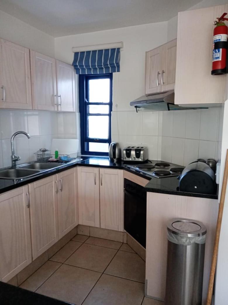 Two-Bedroom Apartment - Photo 2