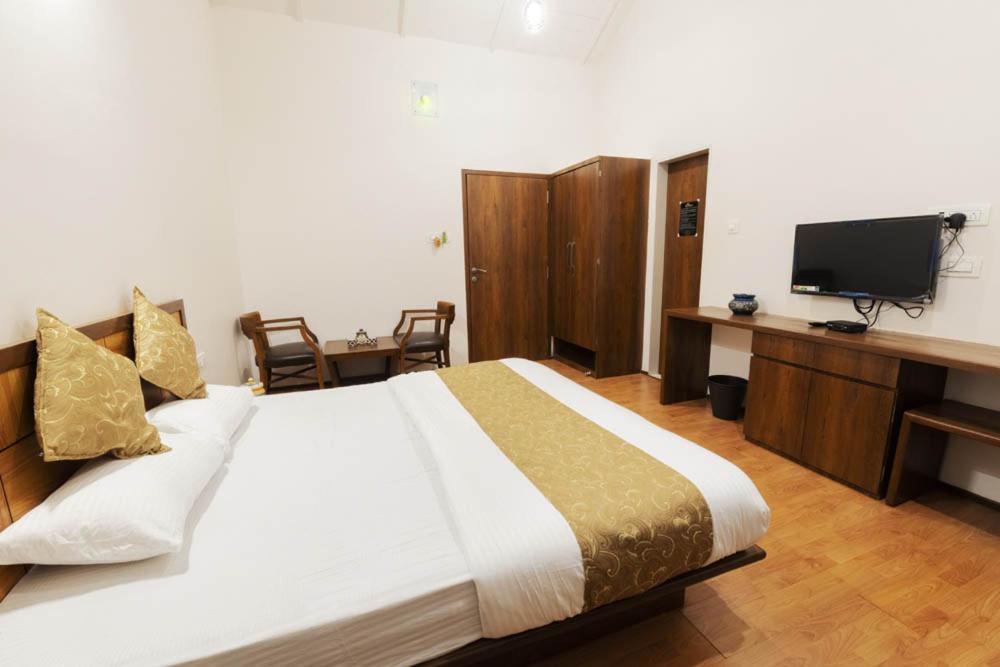 Executive Couple Room with Private Garden photo 2