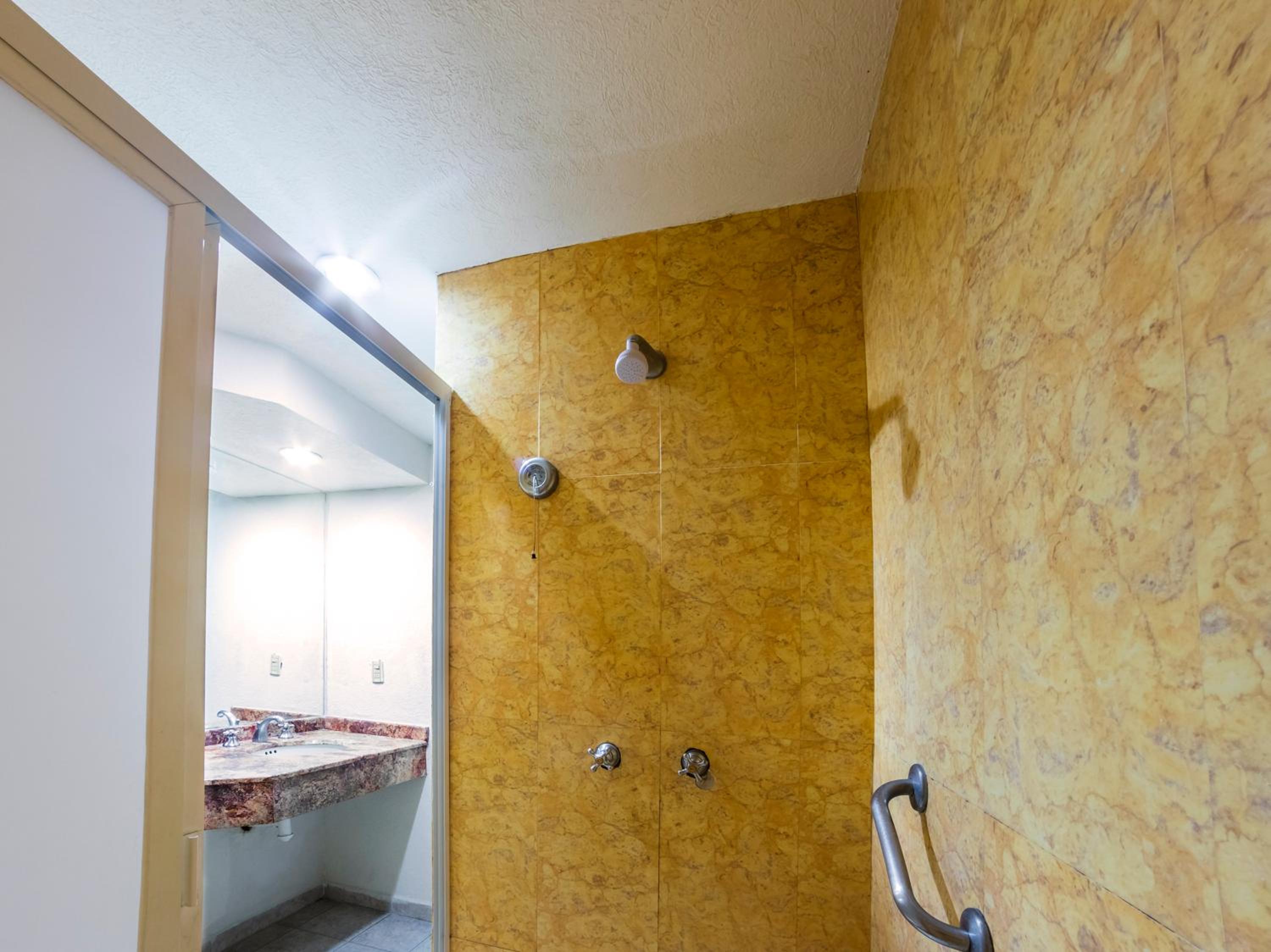 Suite photo 2
