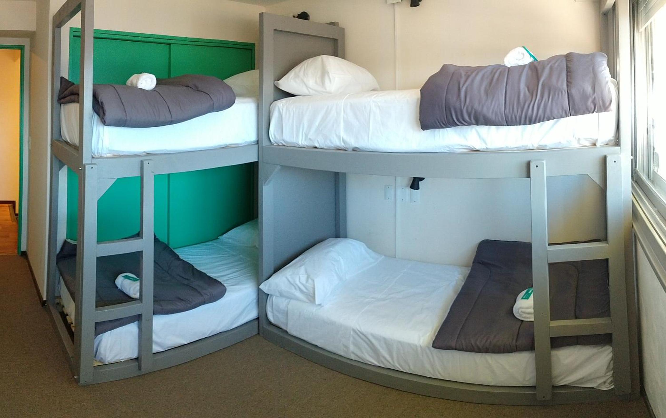 Bed in 4-Bed Mixed Dormitory Room photo 1