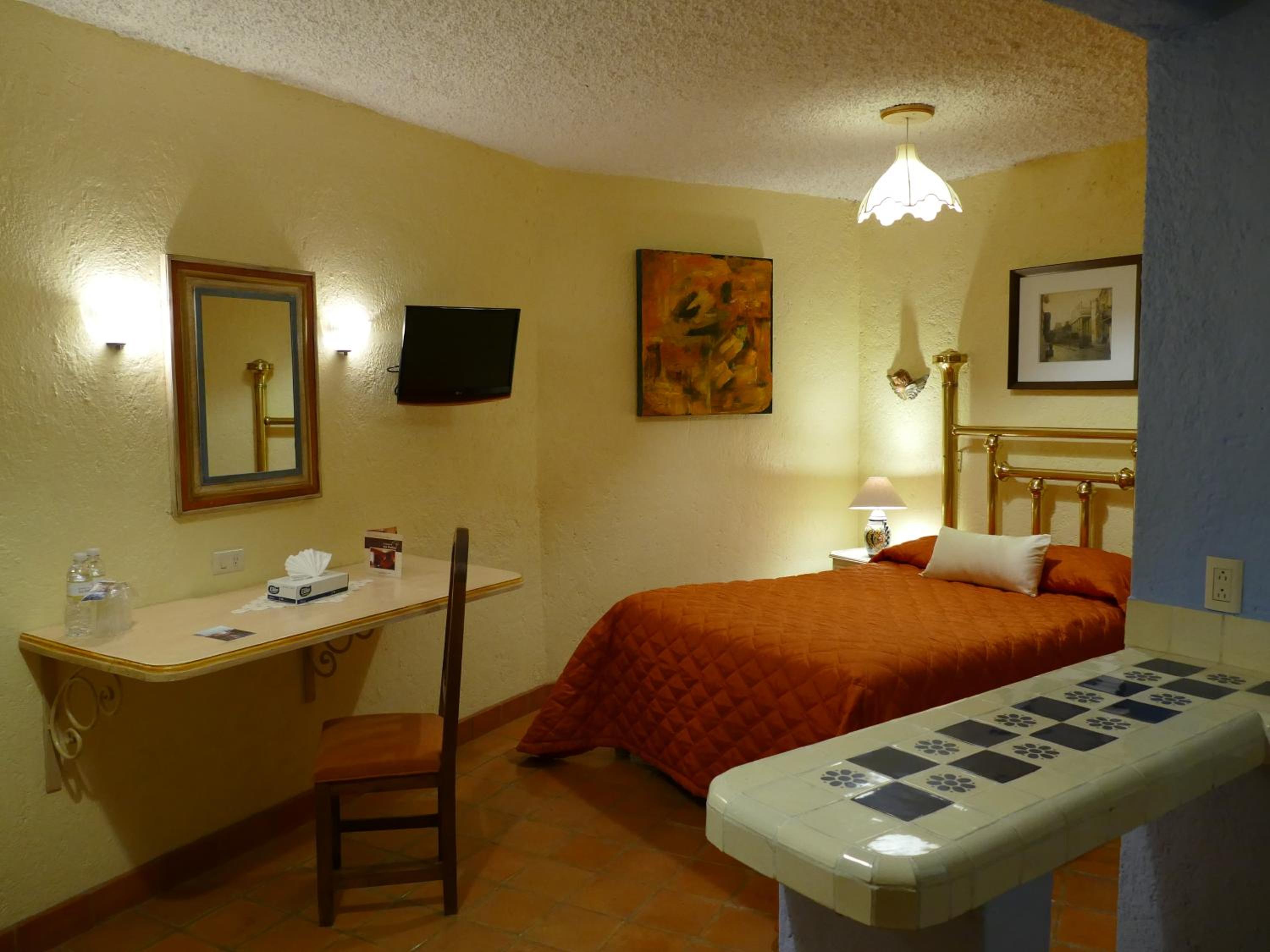 Standard Room - Photo 10