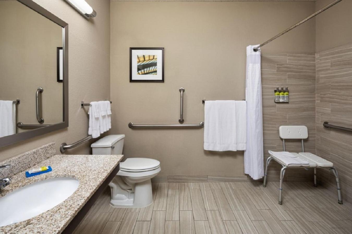 King Room - Disability Access - Photo 2
