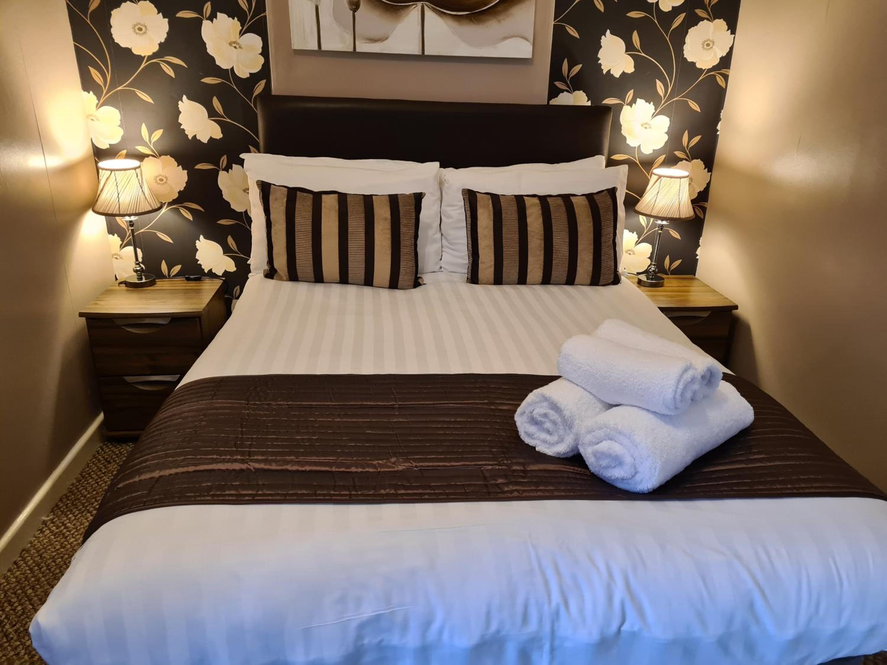 Double Room with Private Bathroom photo 1