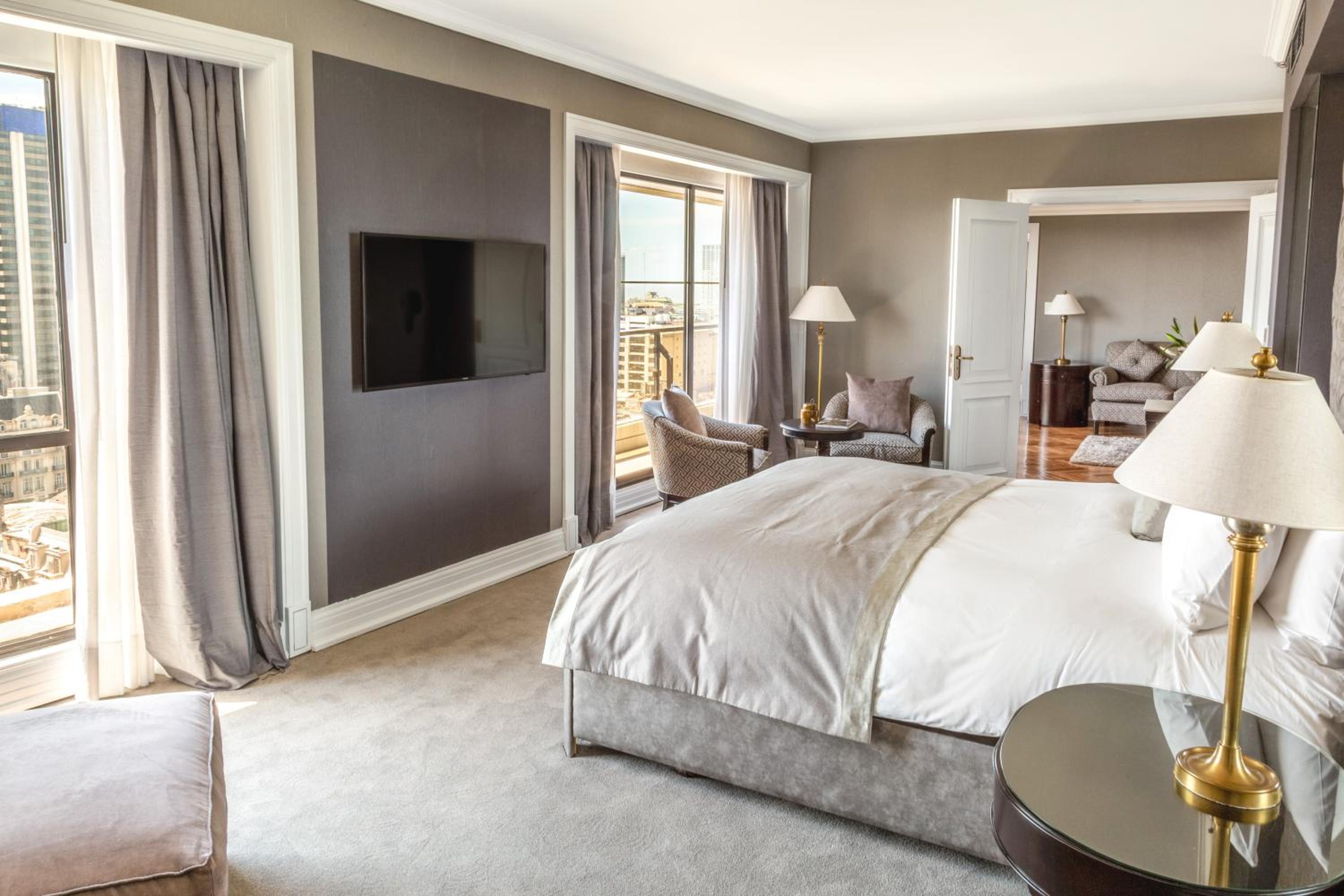 Presidential King Suite