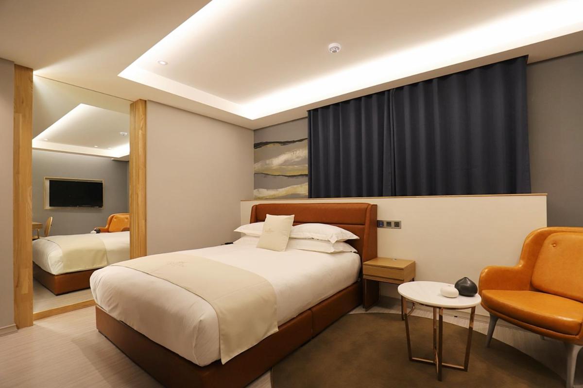 Deluxe Double Room - Photo 2
