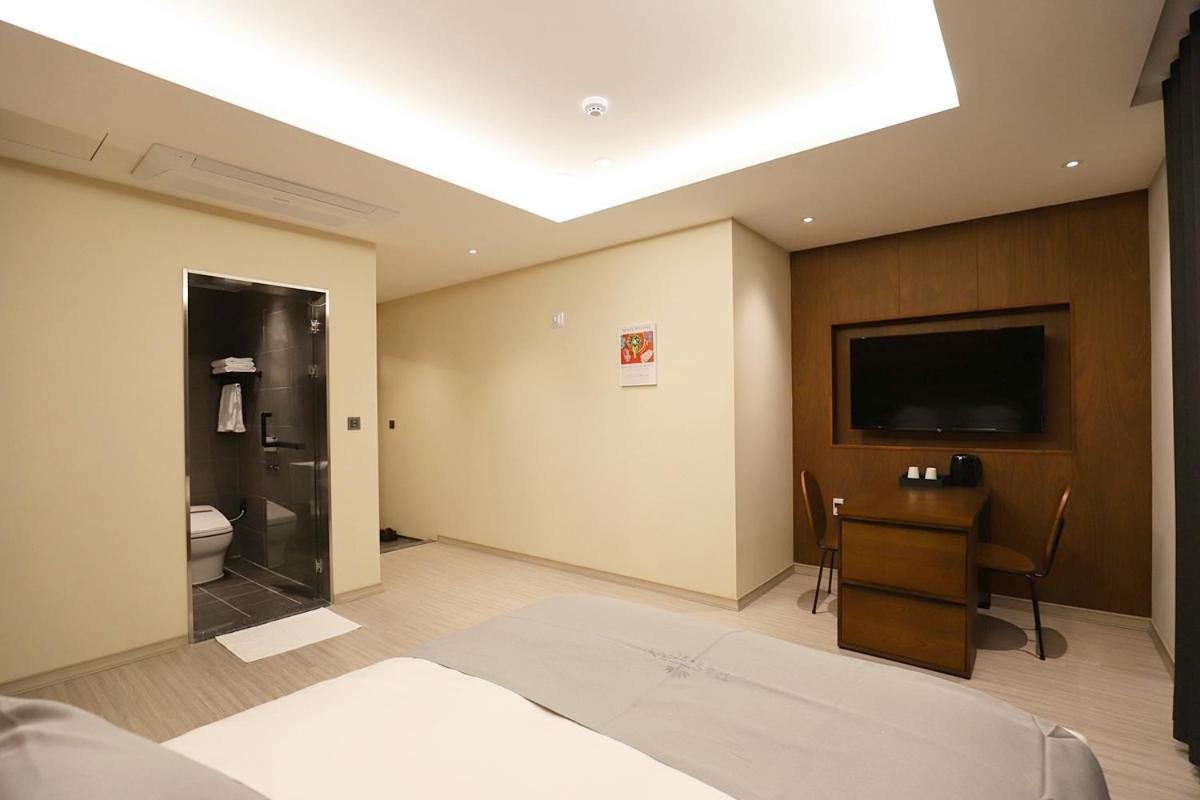 Superior Double Room - Photo 4